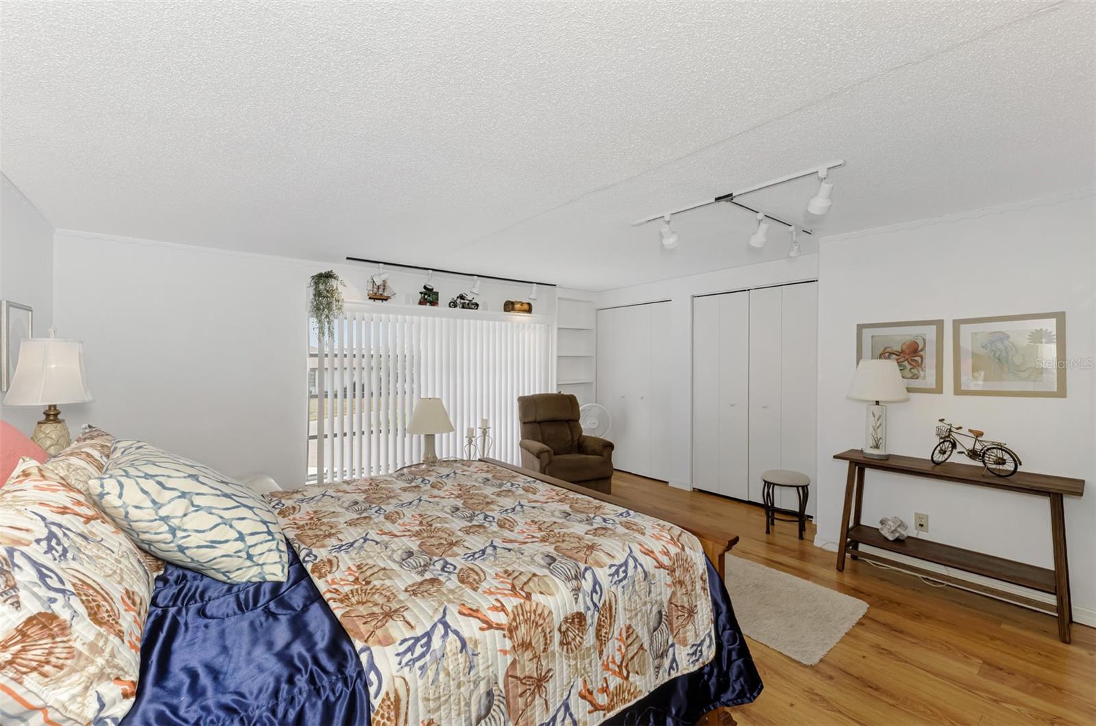 Image 73 of 100 For 1951 San Remo Point Drive