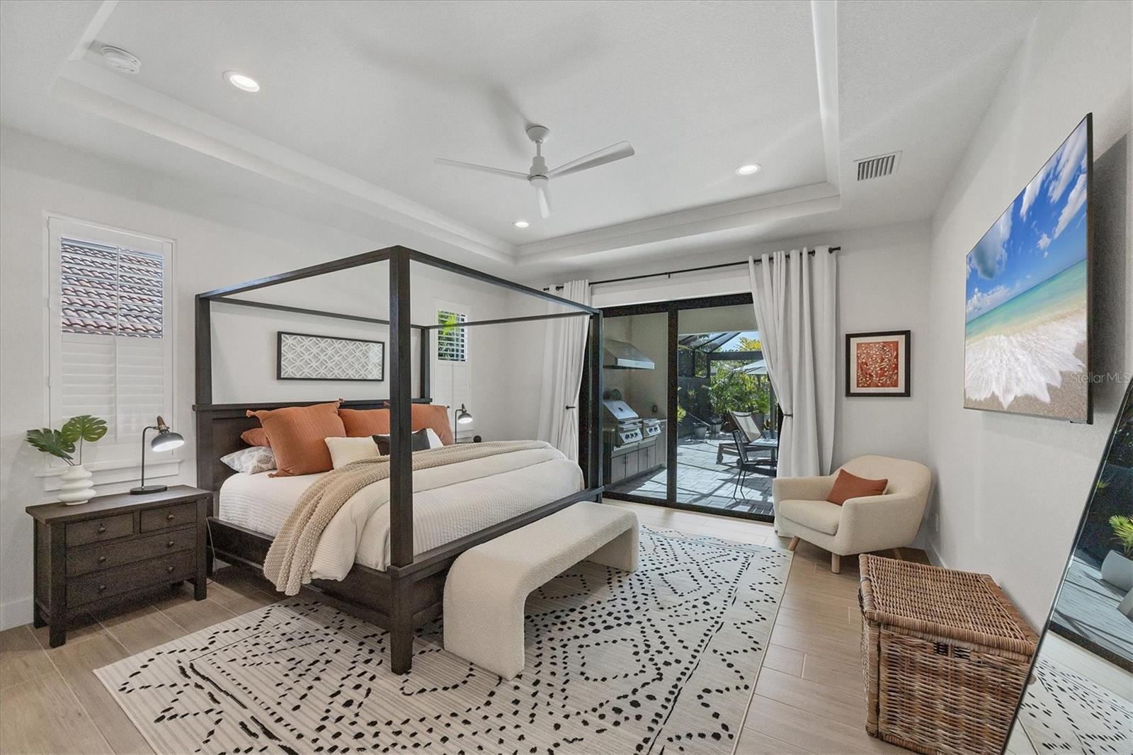 Image 14 of 38 For 13428 Amaryllis Circle