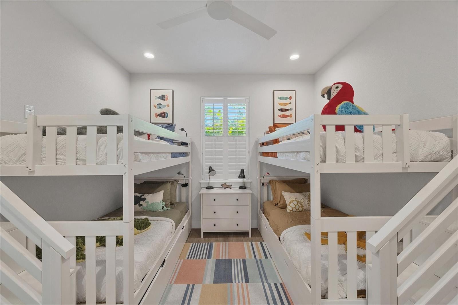 Image 25 of 38 For 13428 Amaryllis Circle