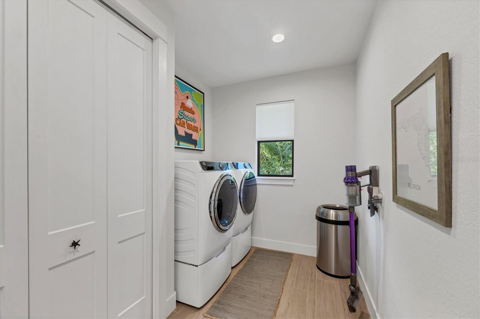 Image 26 of 38 For 13428 Amaryllis Circle