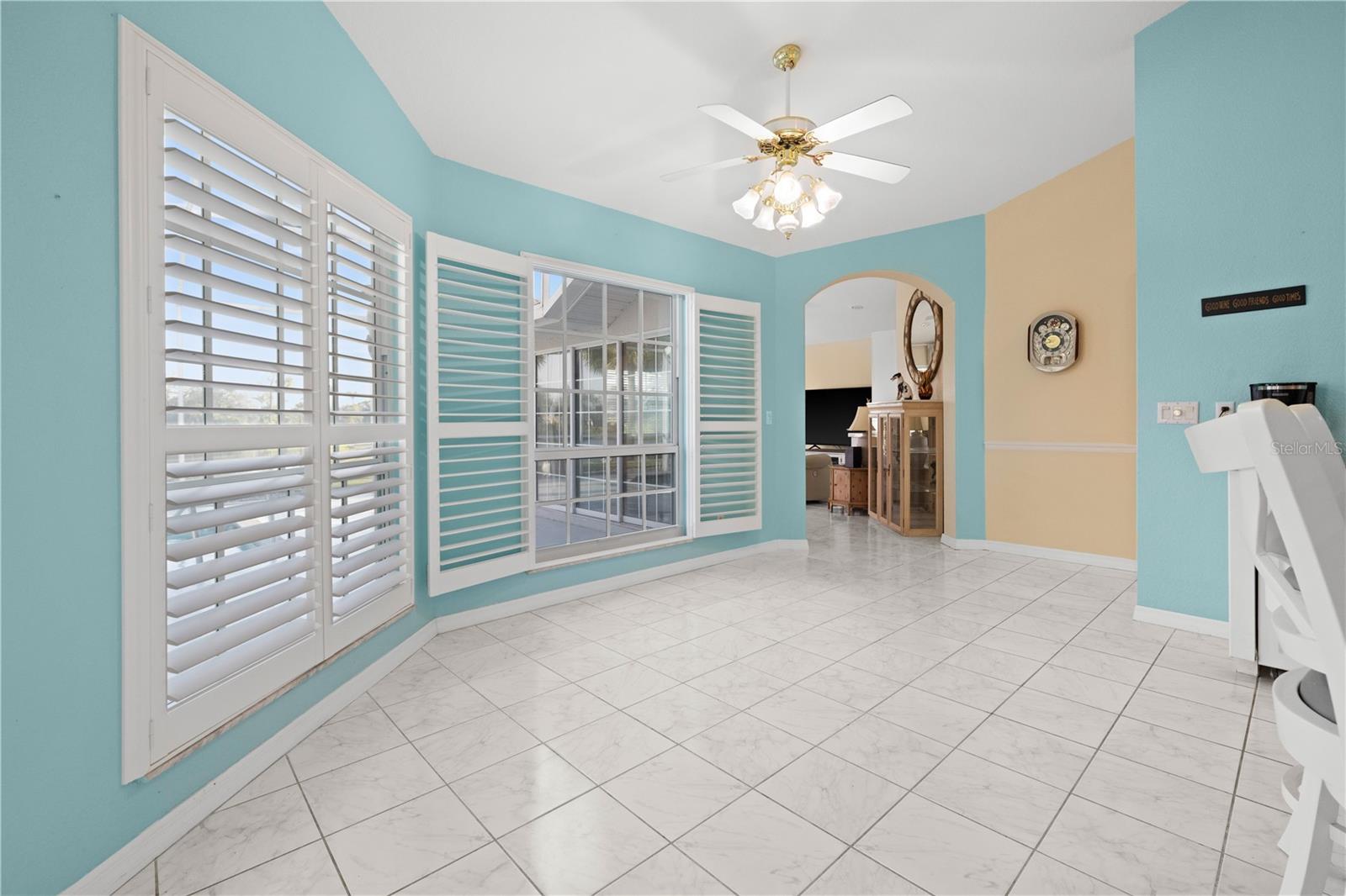 Image 22 of 63 For 4 Sportsman Lane