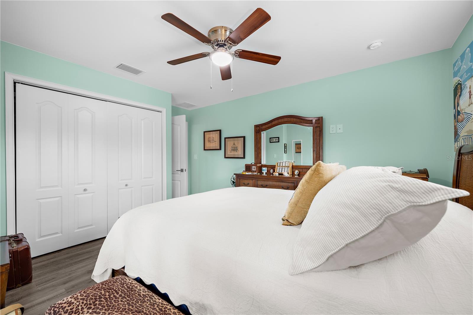 Image 22 of 43 For 6184 Van Dine Street