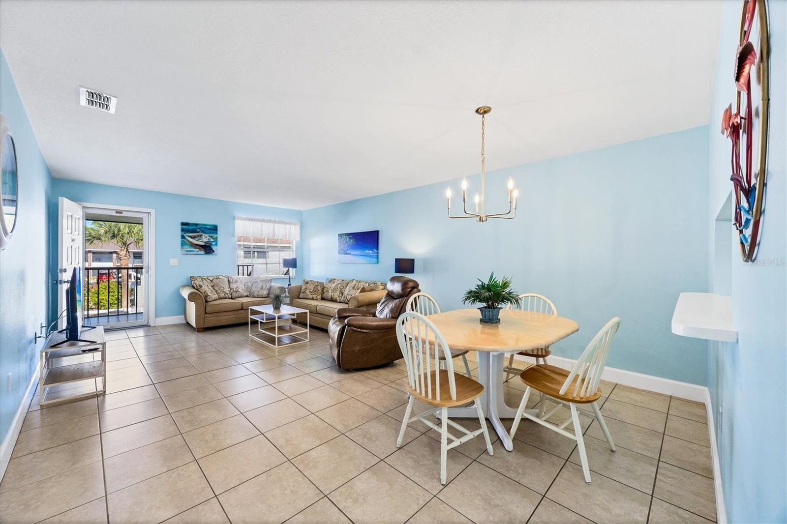 Image 10 of 44 For 1531 Placida Road 202