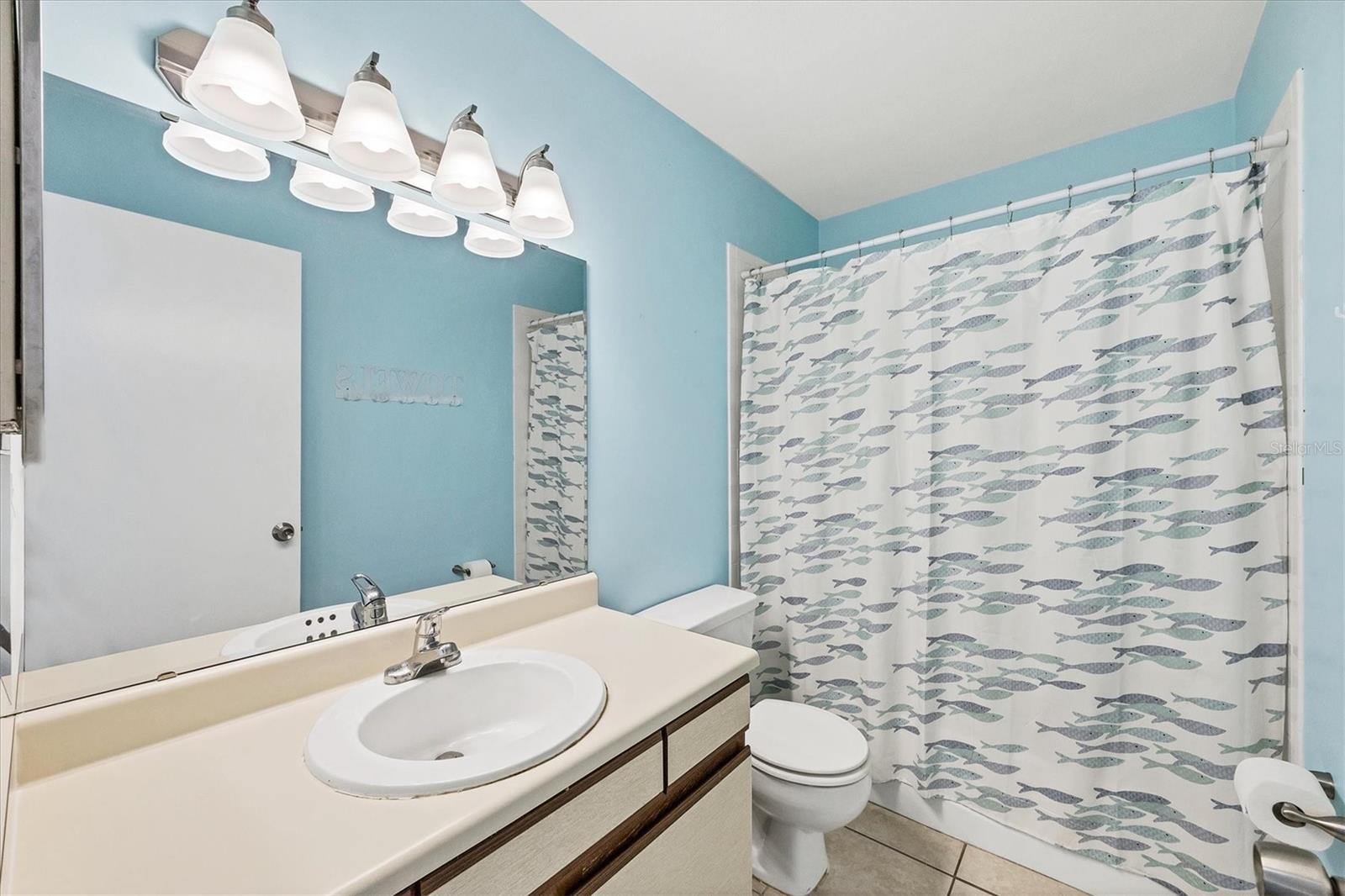 Image 27 of 44 For 1531 Placida Road 202