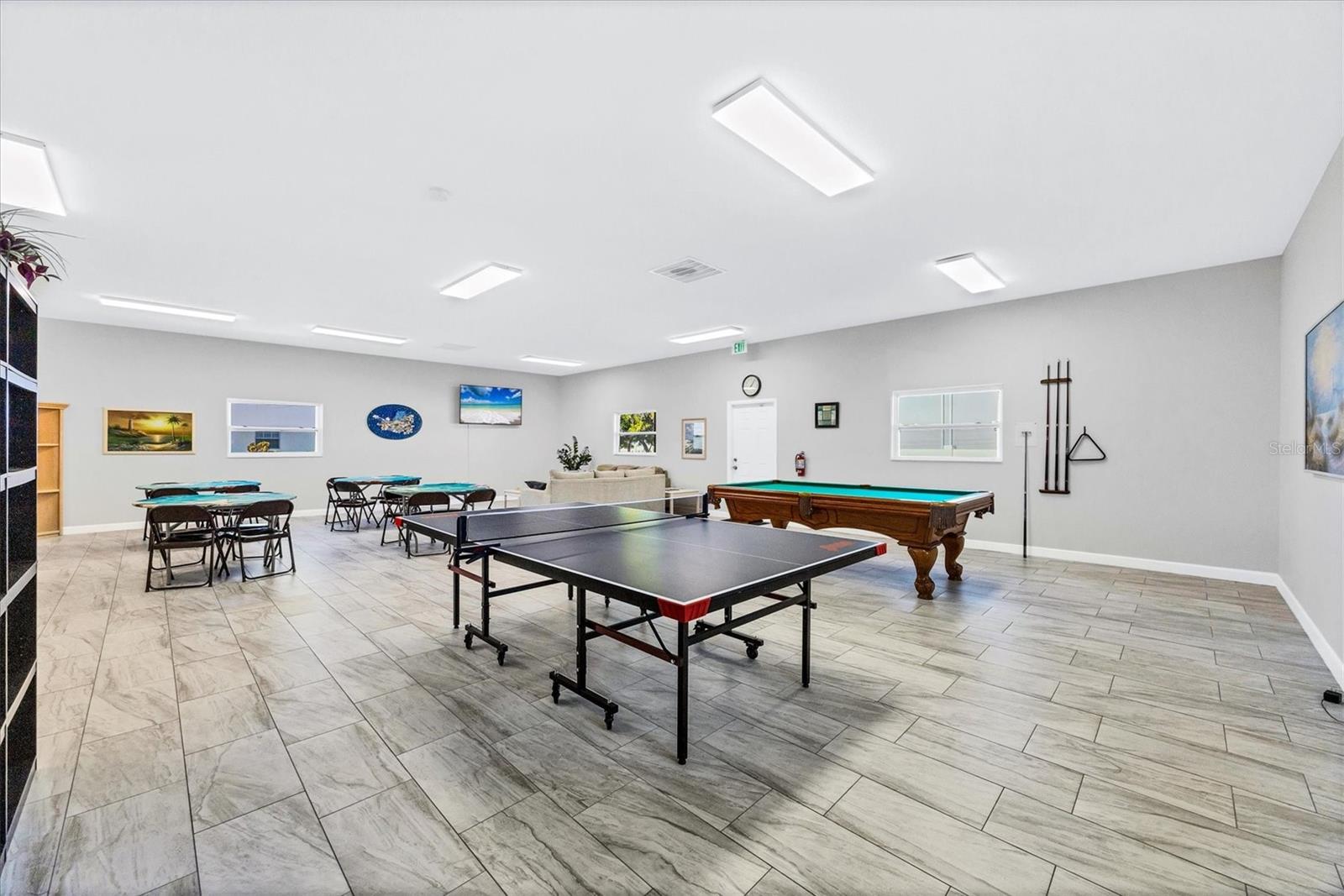 Image 35 of 44 For 1531 Placida Road 202