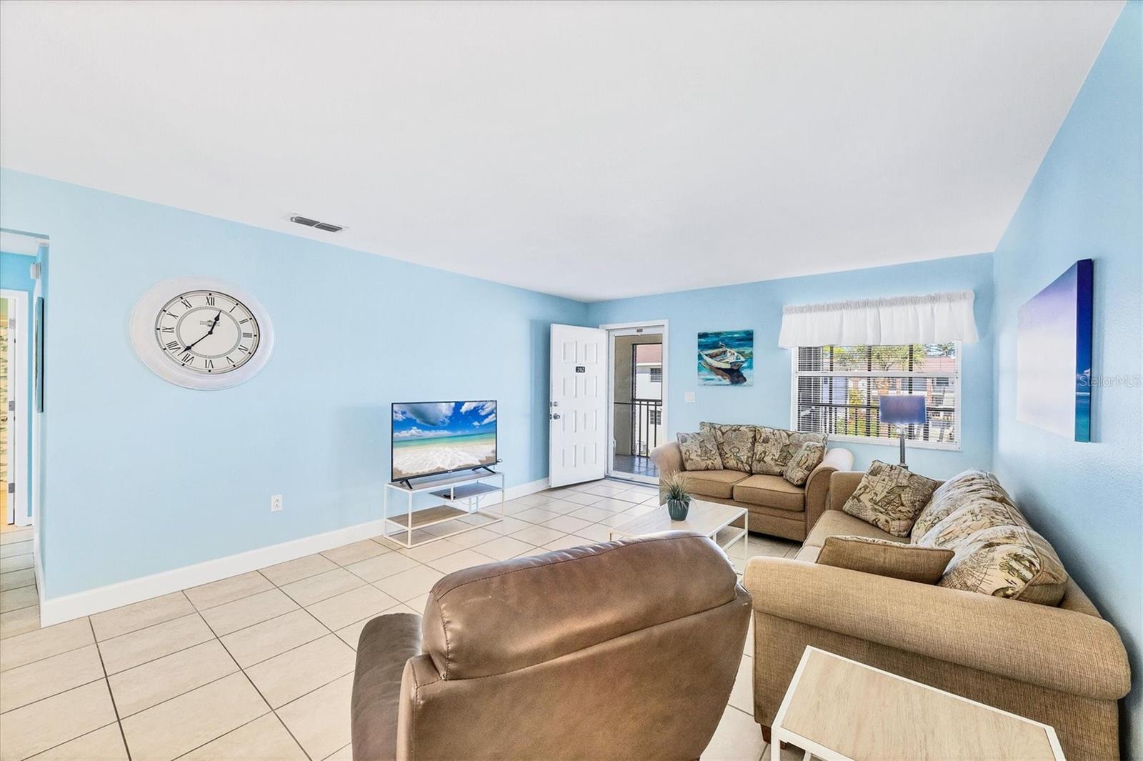 Image 7 of 44 For 1531 Placida Road 202