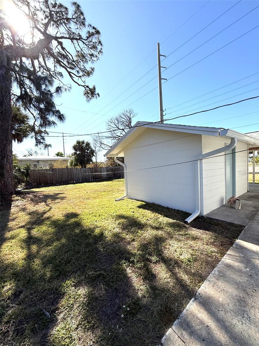 Image 4 of 19 For 801 2nd Street