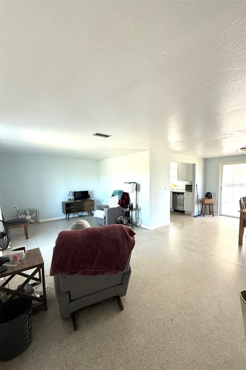 Image 8 of 19 For 801 2nd Street