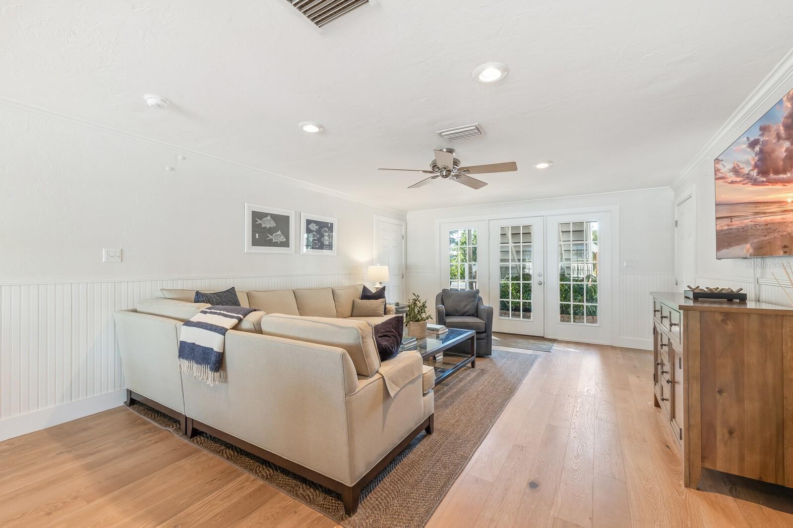 Image 15 of 38 For 161 1st Street E