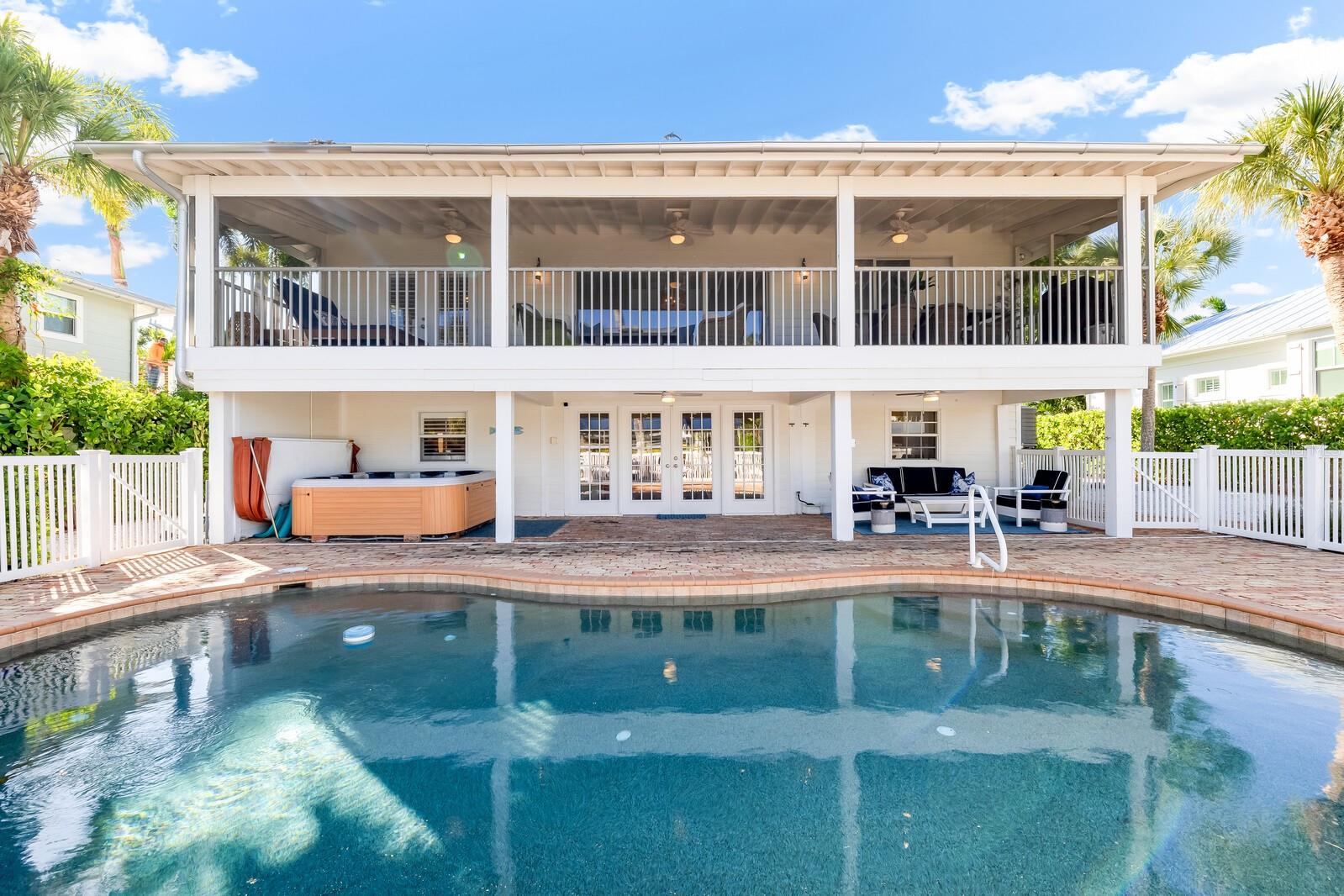 Image 28 of 38 For 161 1st Street E