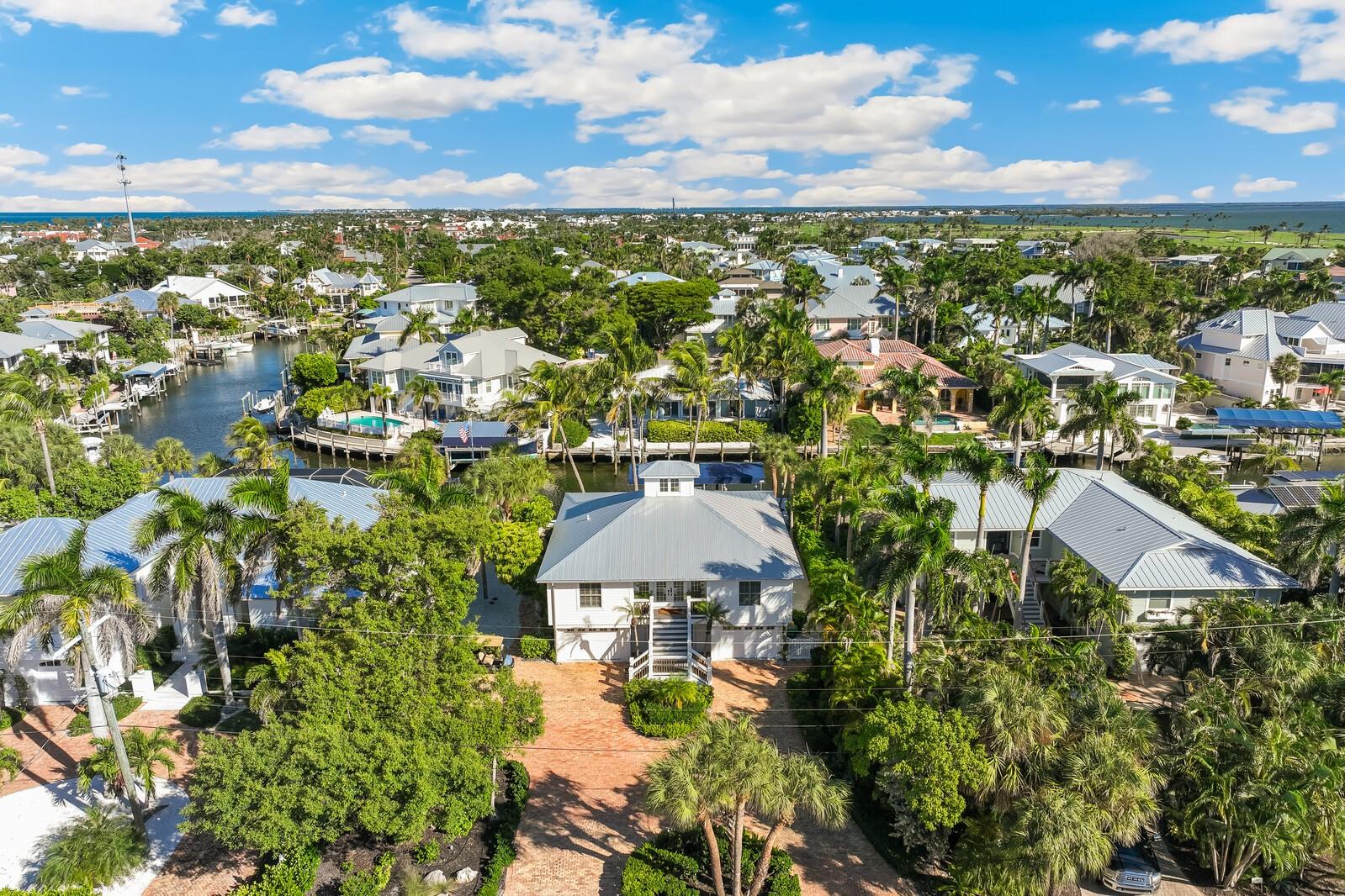 Image 34 of 38 For 161 1st Street E