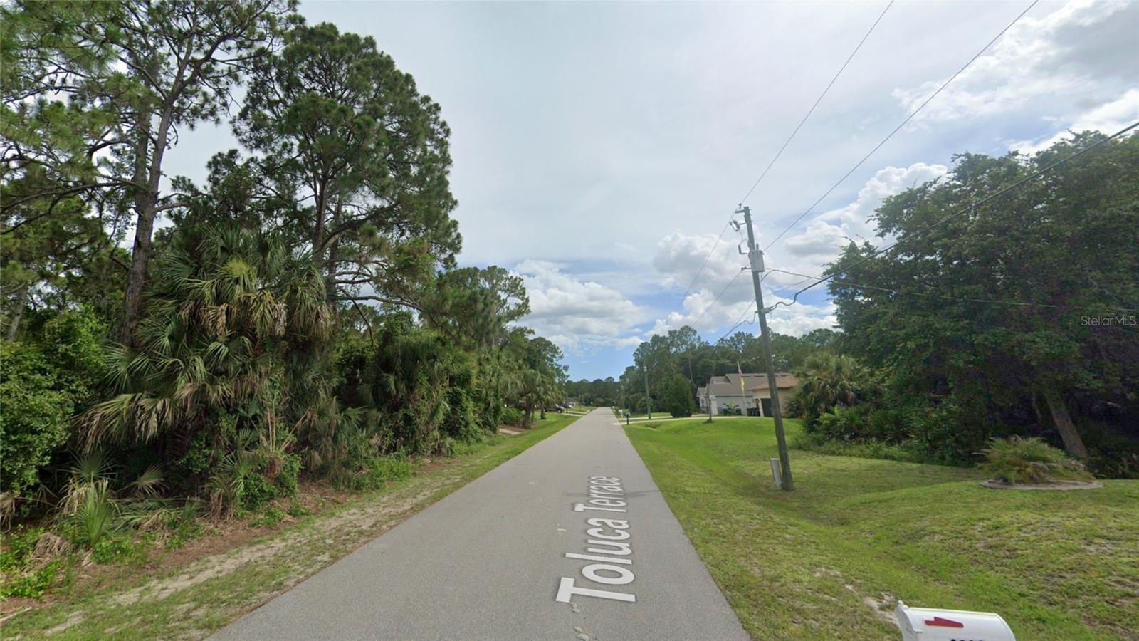 Image 11 of 19 For Toluca Terrace Lot 10 & 1