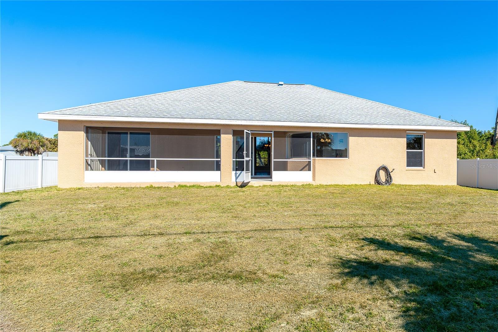 Image 14 of 34 For 521 Grove Avenue Nw