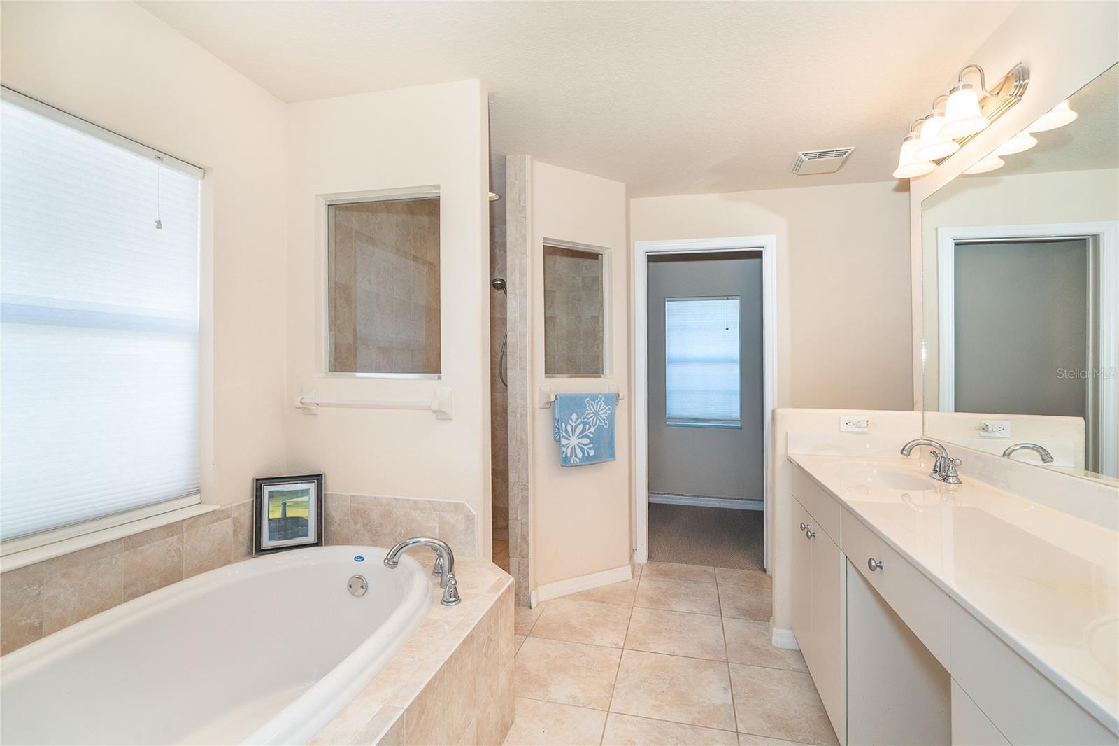 Image 25 of 34 For 521 Grove Avenue Nw