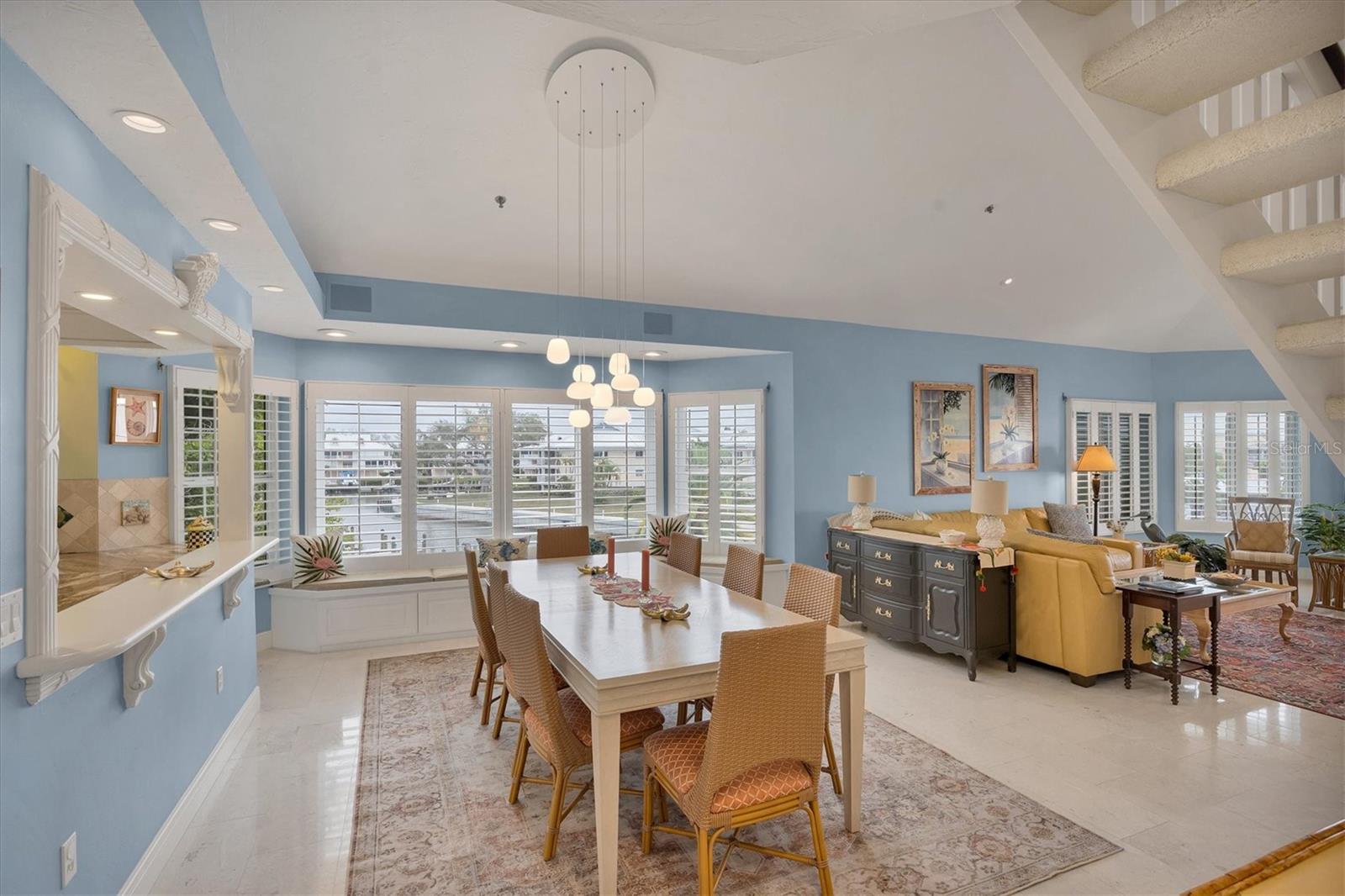 Image 15 of 63 For 11000 Placida Road 2103