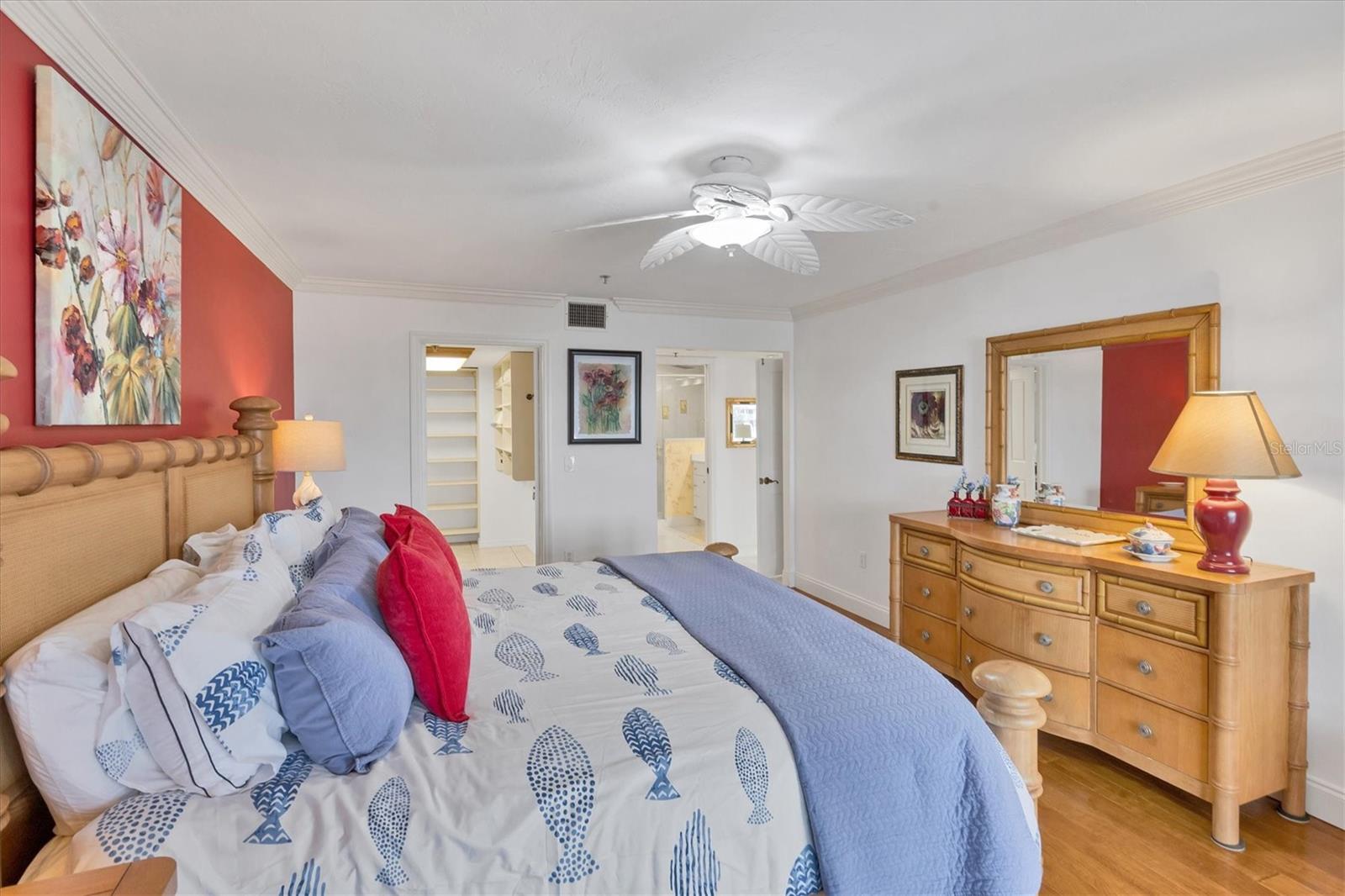 Image 25 of 63 For 11000 Placida Road 2103