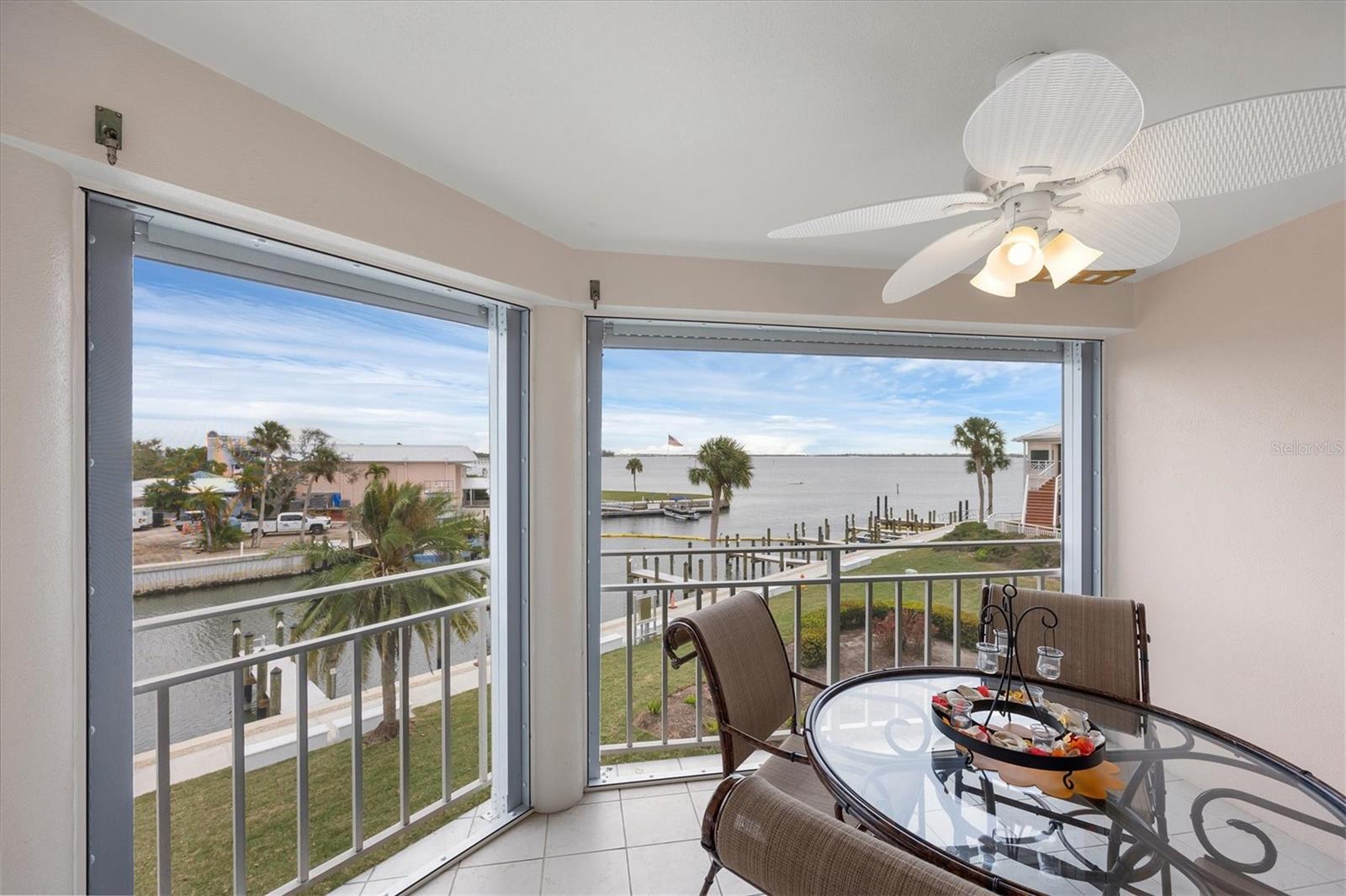 Image 3 of 63 For 11000 Placida Road 2103