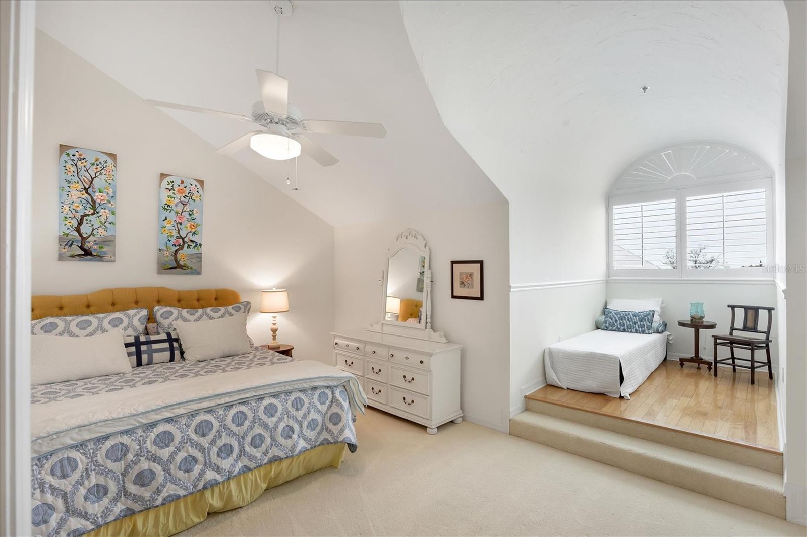 Image 35 of 63 For 11000 Placida Road 2103