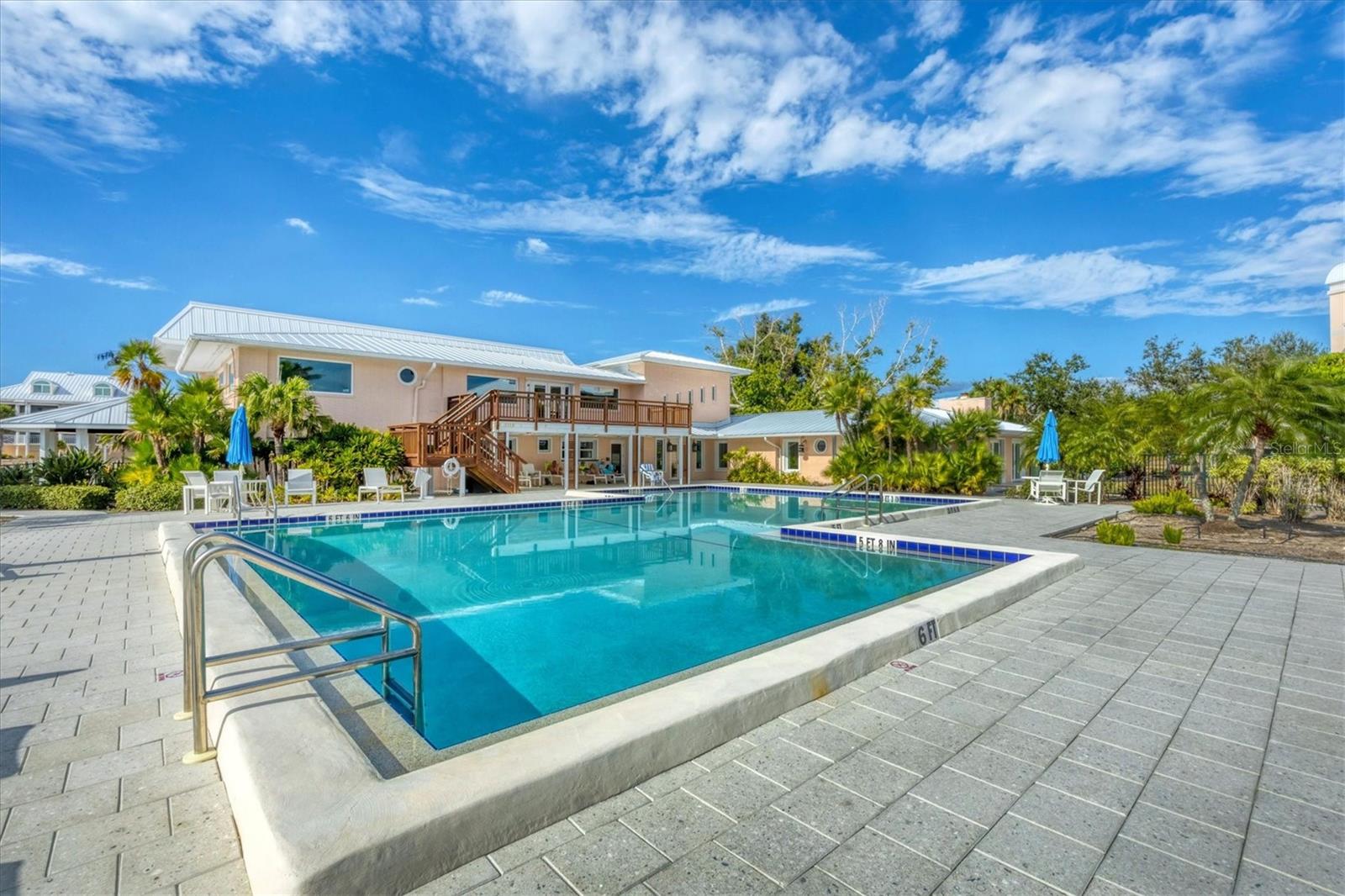 Image 39 of 63 For 11000 Placida Road 2103