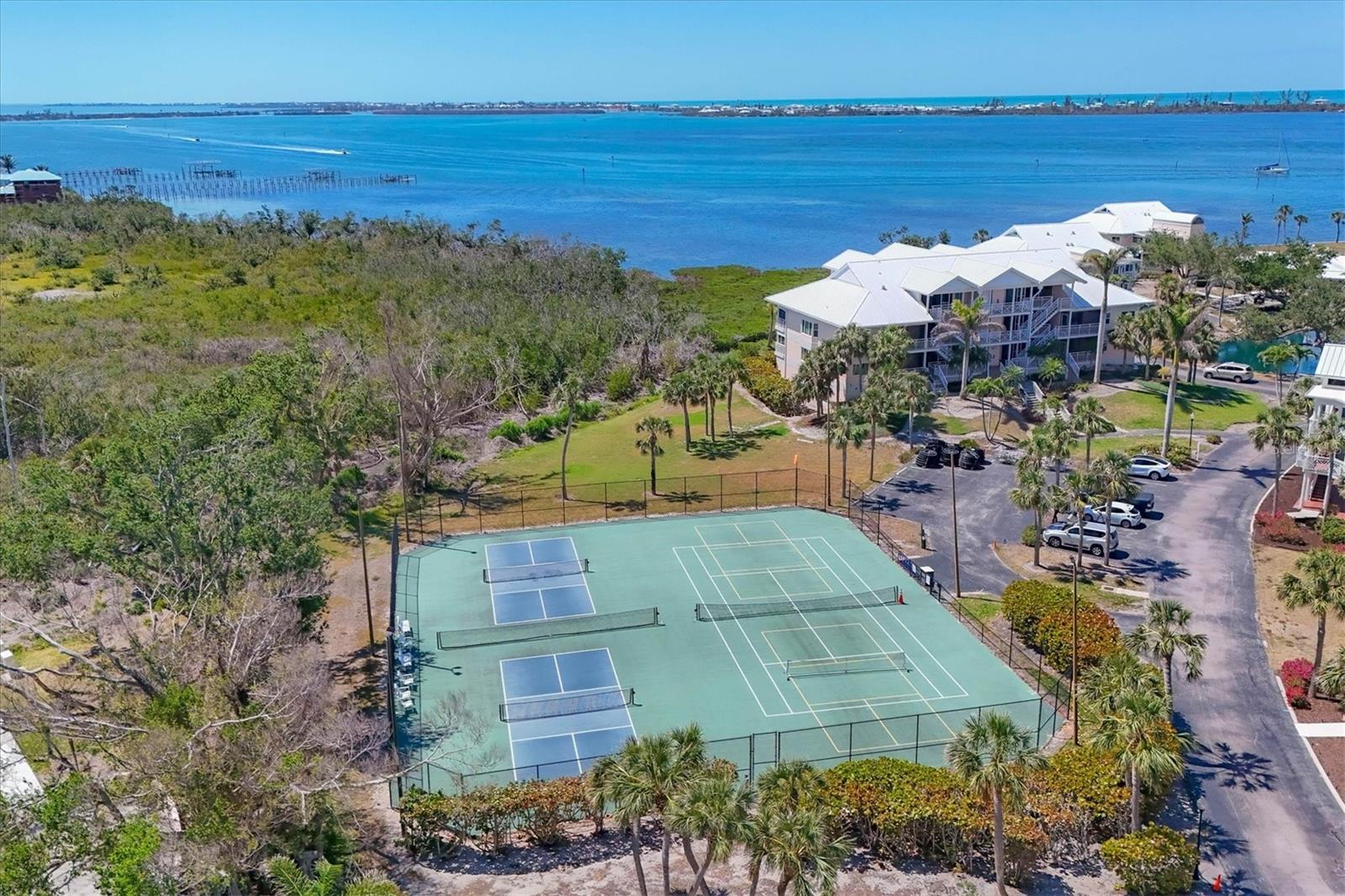 Image 46 of 63 For 11000 Placida Road 2103