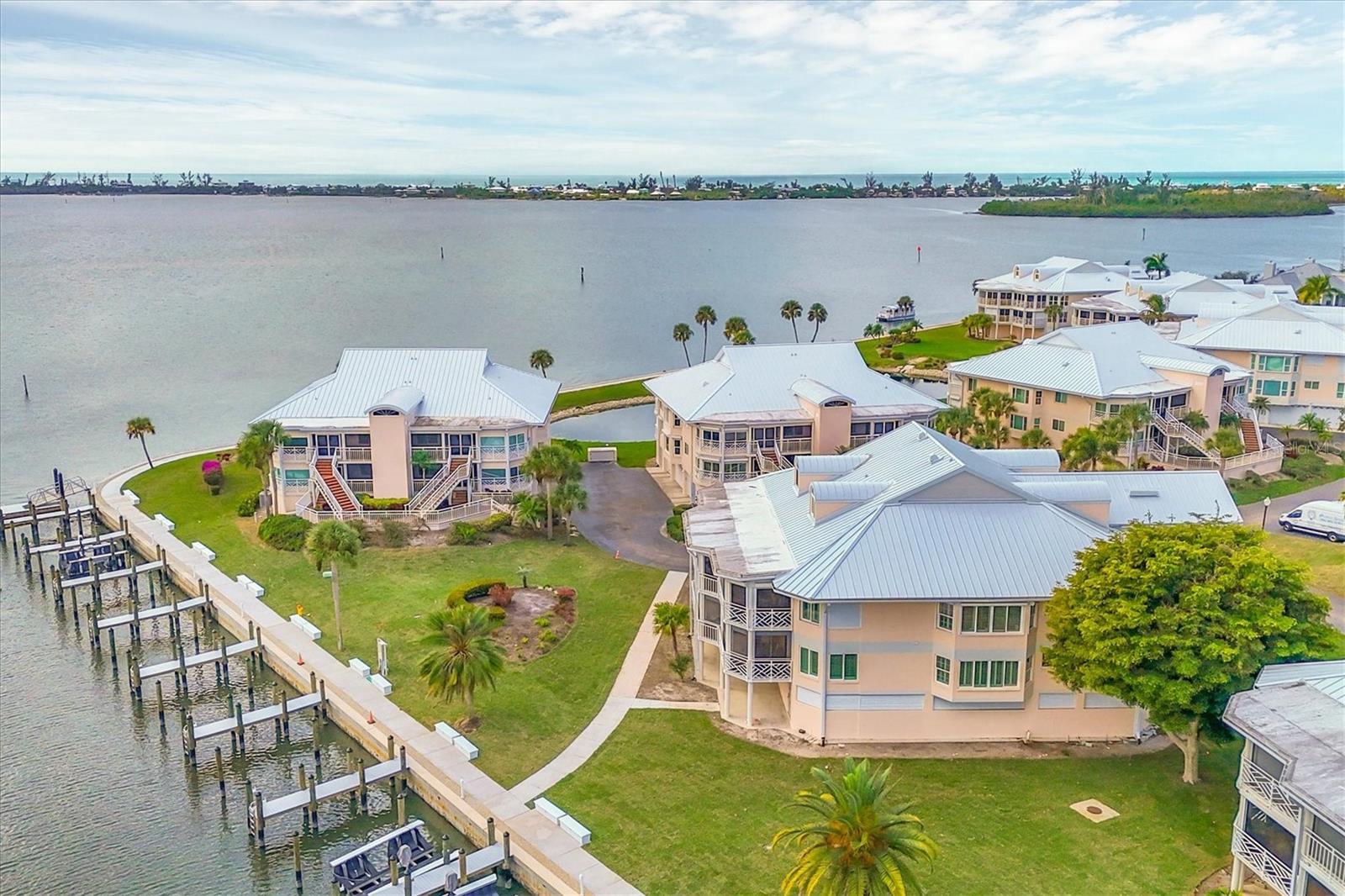 Image 60 of 63 For 11000 Placida Road 2103