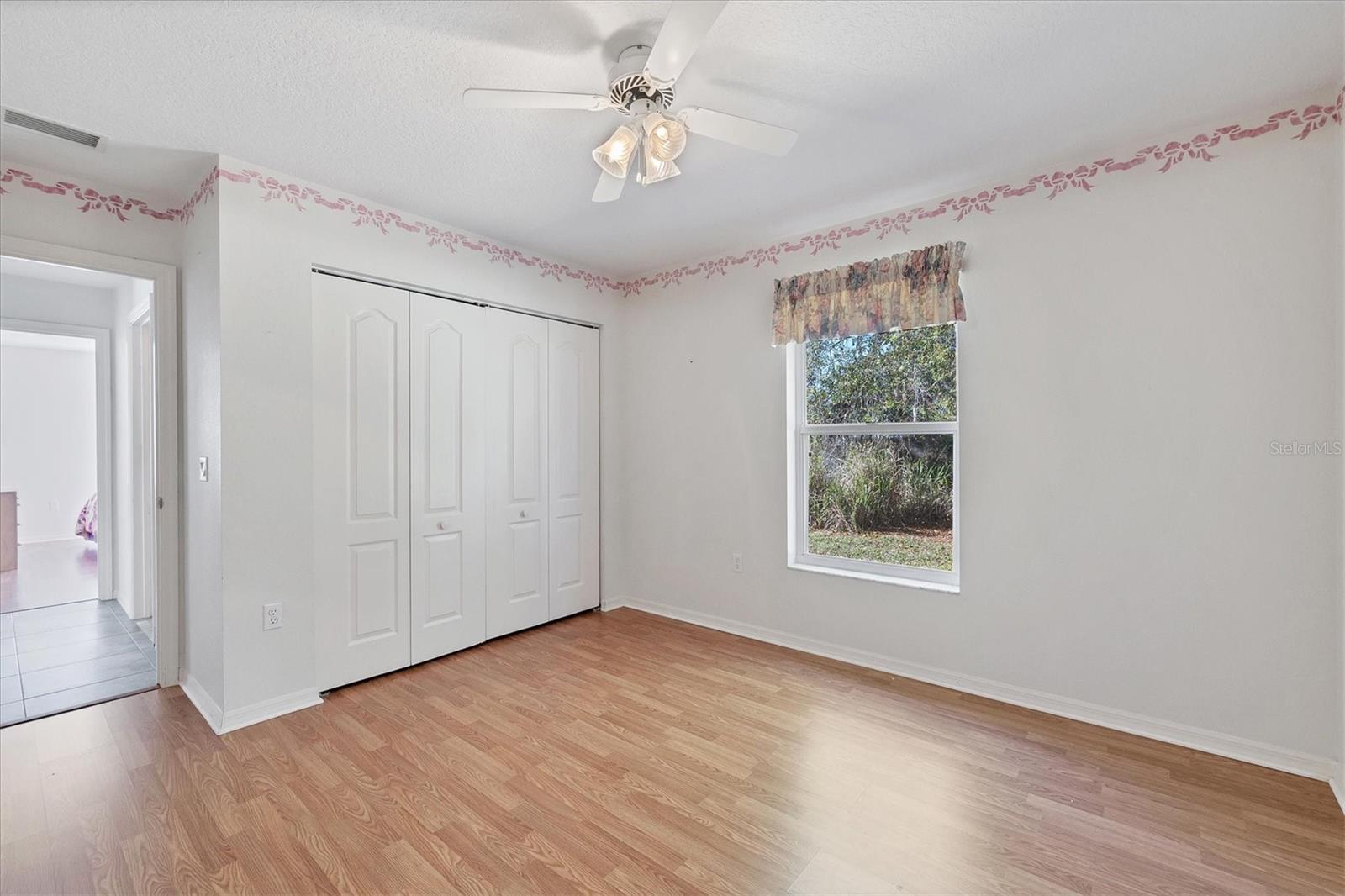 Image 28 of 37 For 2657 Tusket Avenue