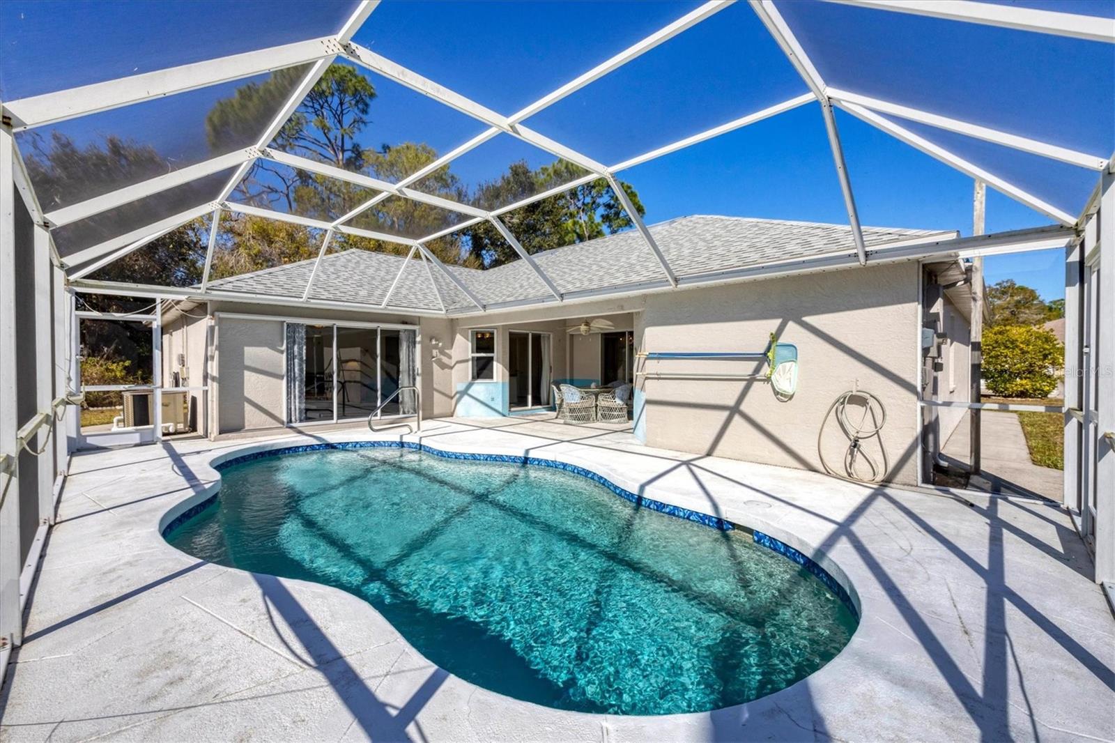 Image 32 of 37 For 2657 Tusket Avenue