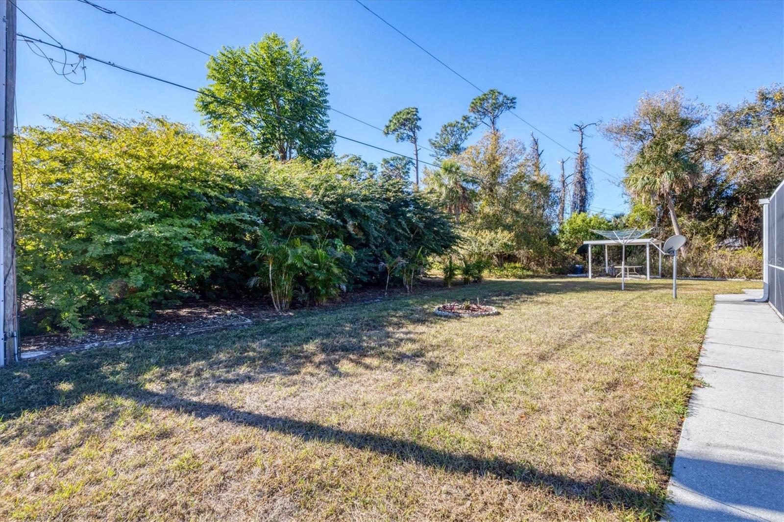 Image 37 of 37 For 2657 Tusket Avenue