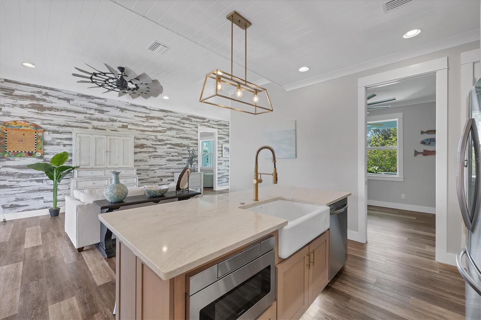 Image 17 of 46 For 11138 Magdalena Avenue