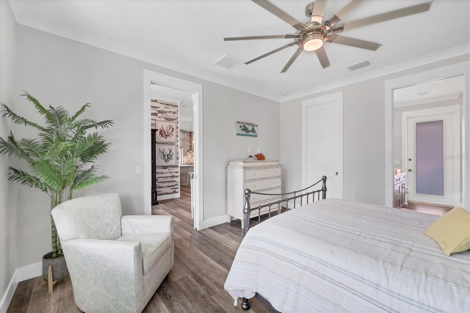 Image 23 of 46 For 11138 Magdalena Avenue