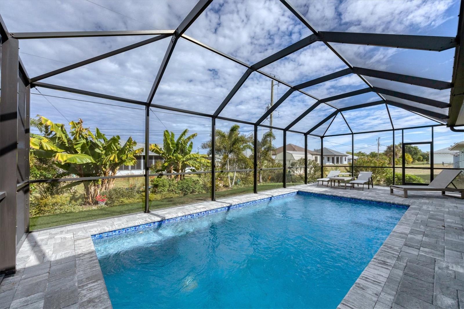 Image 34 of 46 For 11138 Magdalena Avenue