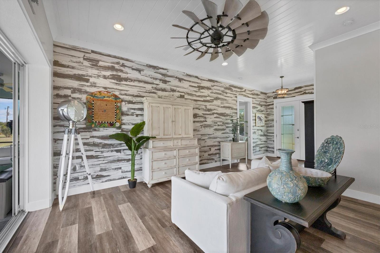 Image 9 of 46 For 11138 Magdalena Avenue