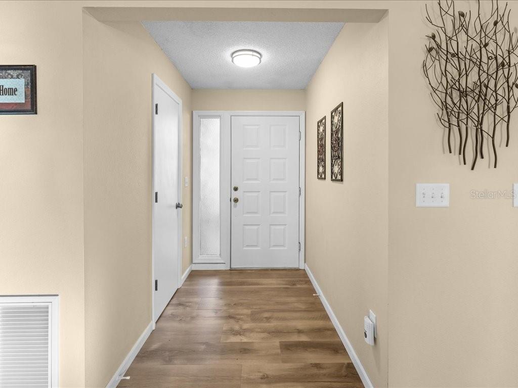 Image 7 of 52 For 437 Cypress Forest Boulevard