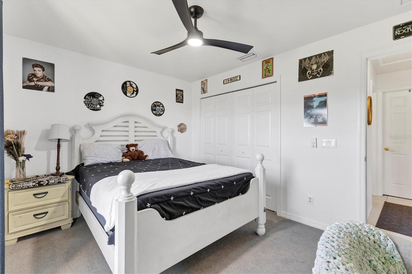 Image 26 of 53 For 230 Rotonda Boulevard W