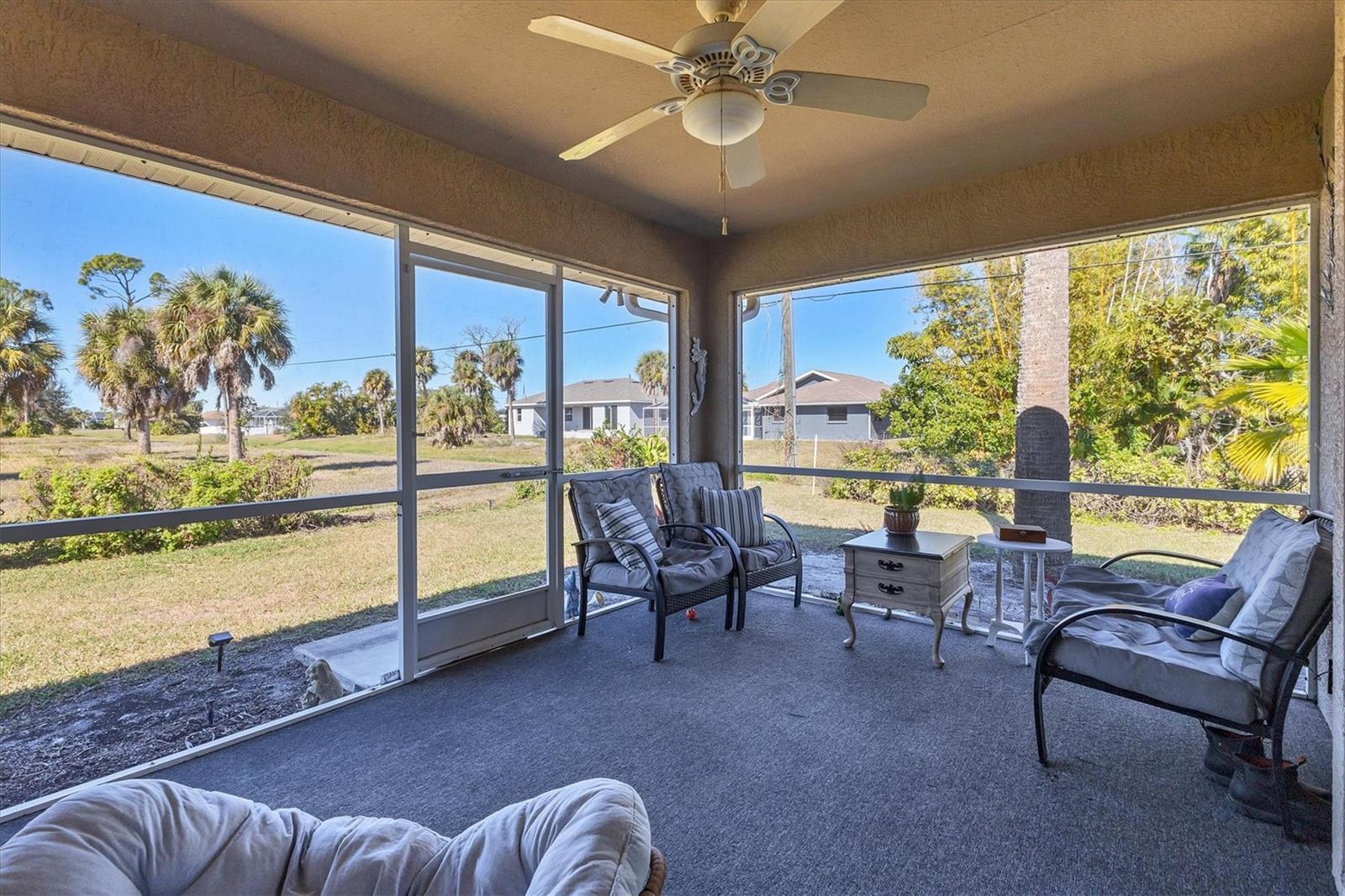 Image 33 of 53 For 230 Rotonda Boulevard W