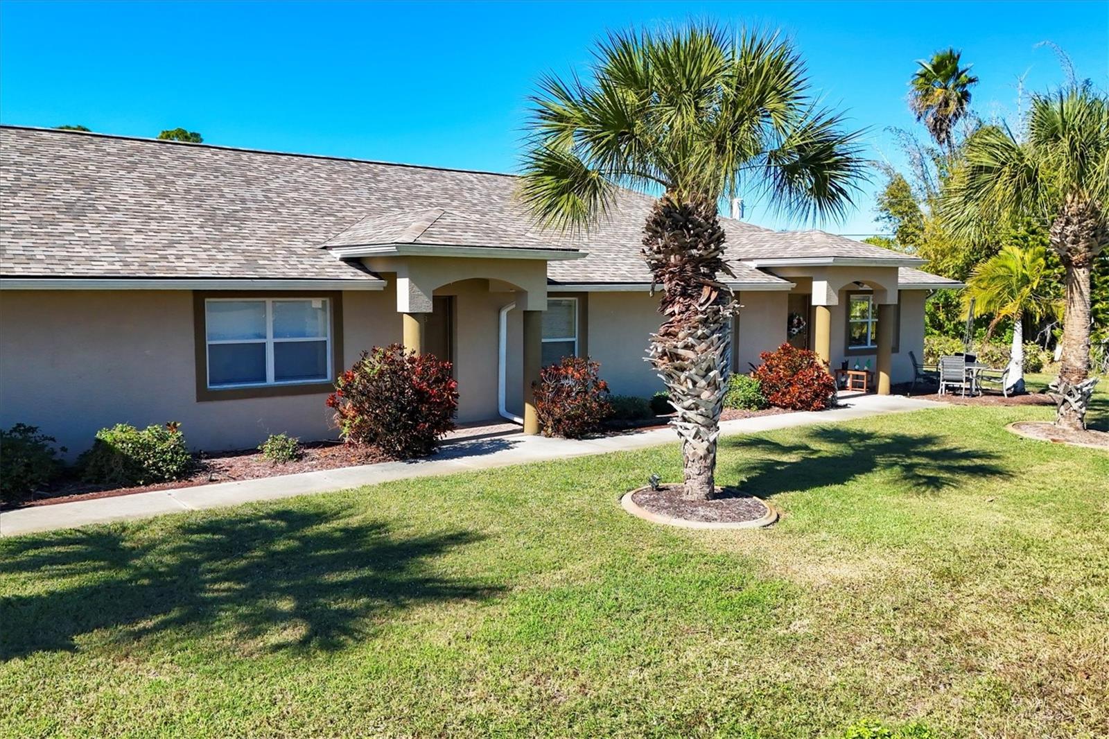 Image 7 of 53 For 230 Rotonda Boulevard W