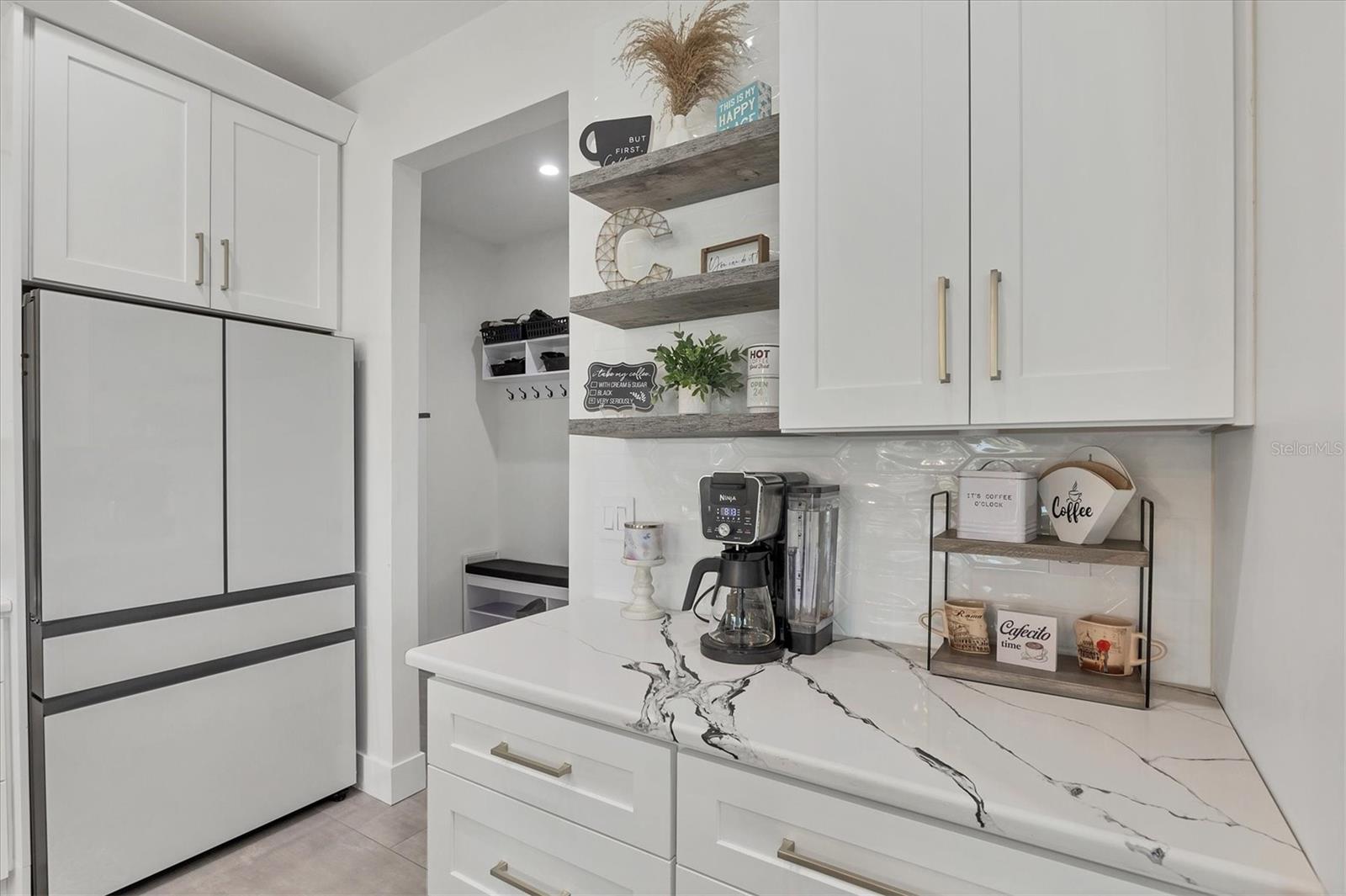 Image 18 of 73 For 15610 Staunton Circle