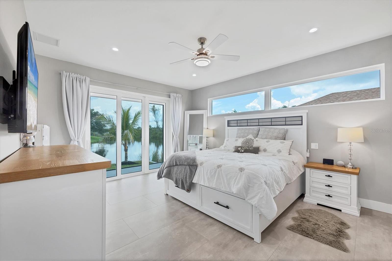 Image 22 of 73 For 15610 Staunton Circle