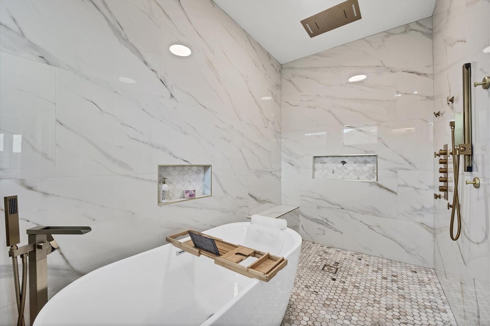 Image 27 of 73 For 15610 Staunton Circle