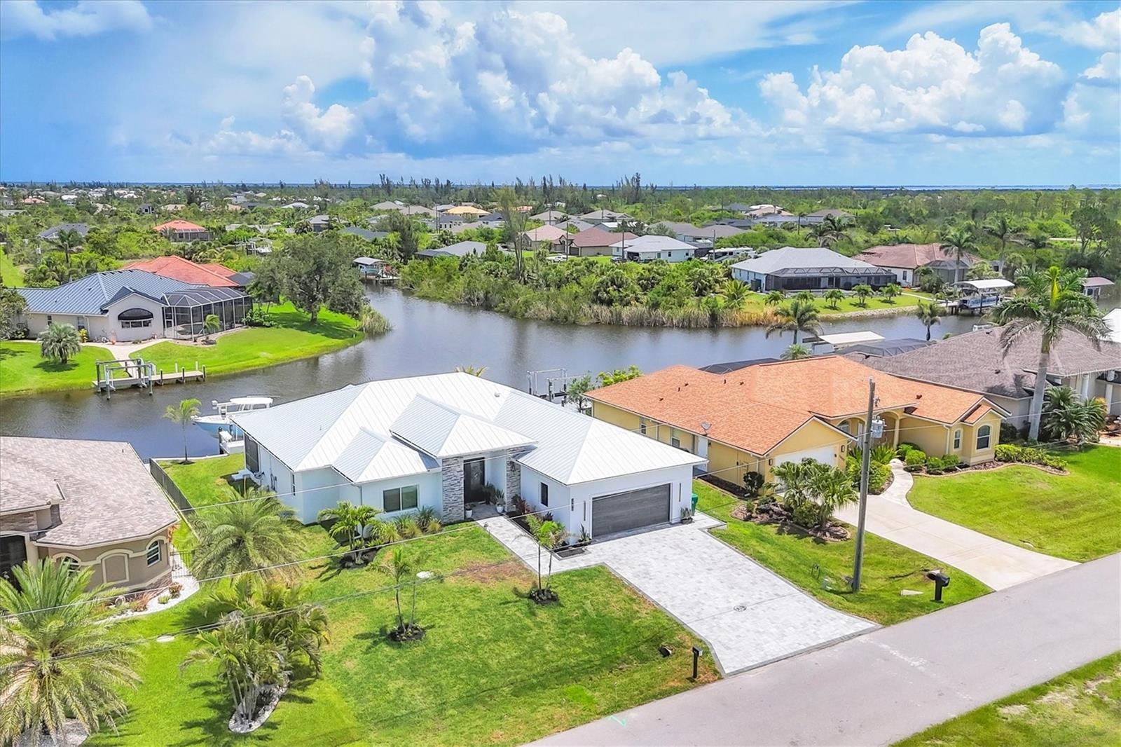 Image 6 of 73 For 15610 Staunton Circle