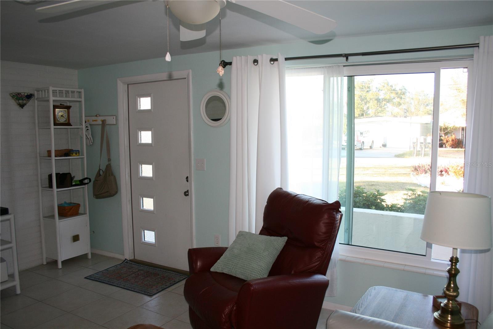 Image 10 of 18 For 817 6th Street