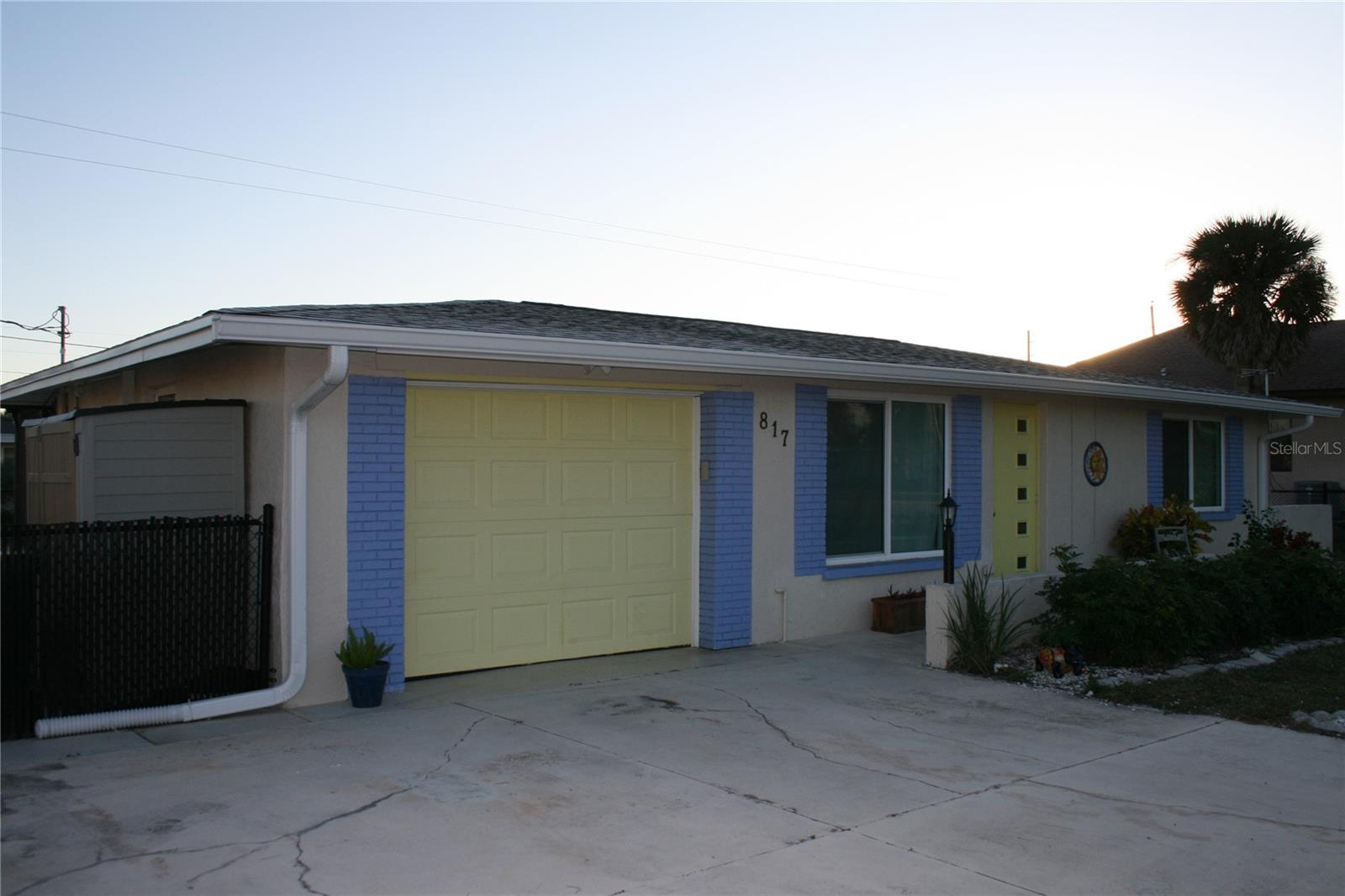 Image 3 of 18 For 817 6th Street