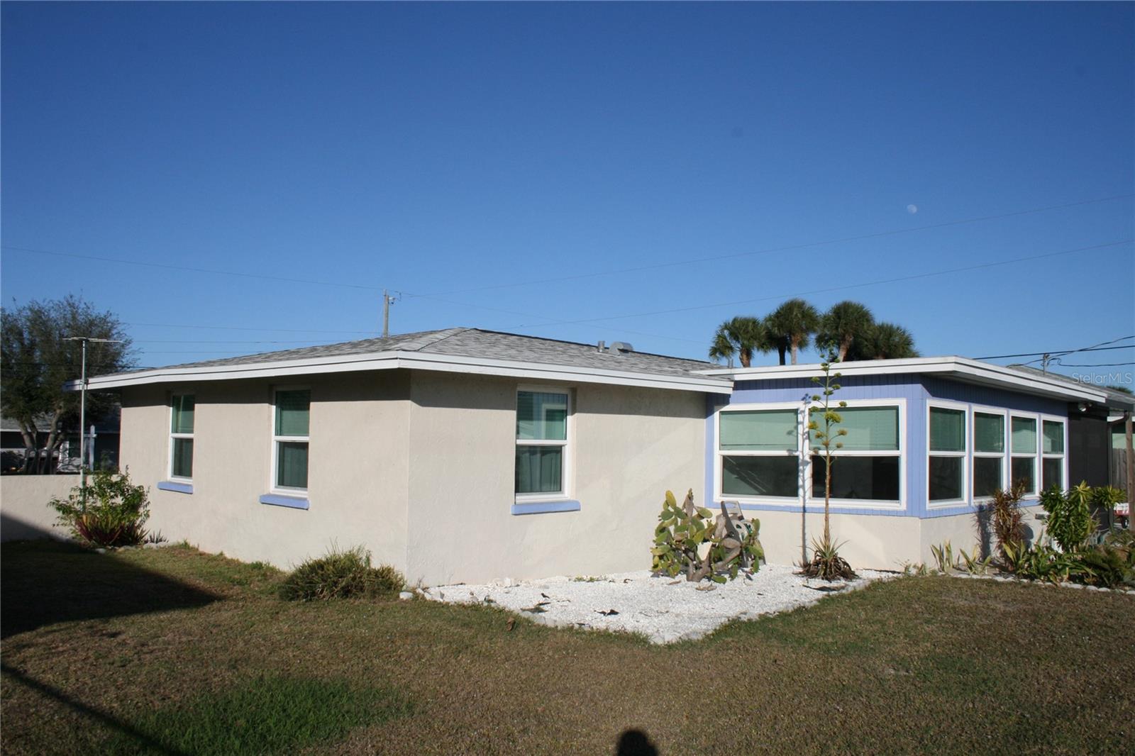 Image 5 of 18 For 817 6th Street