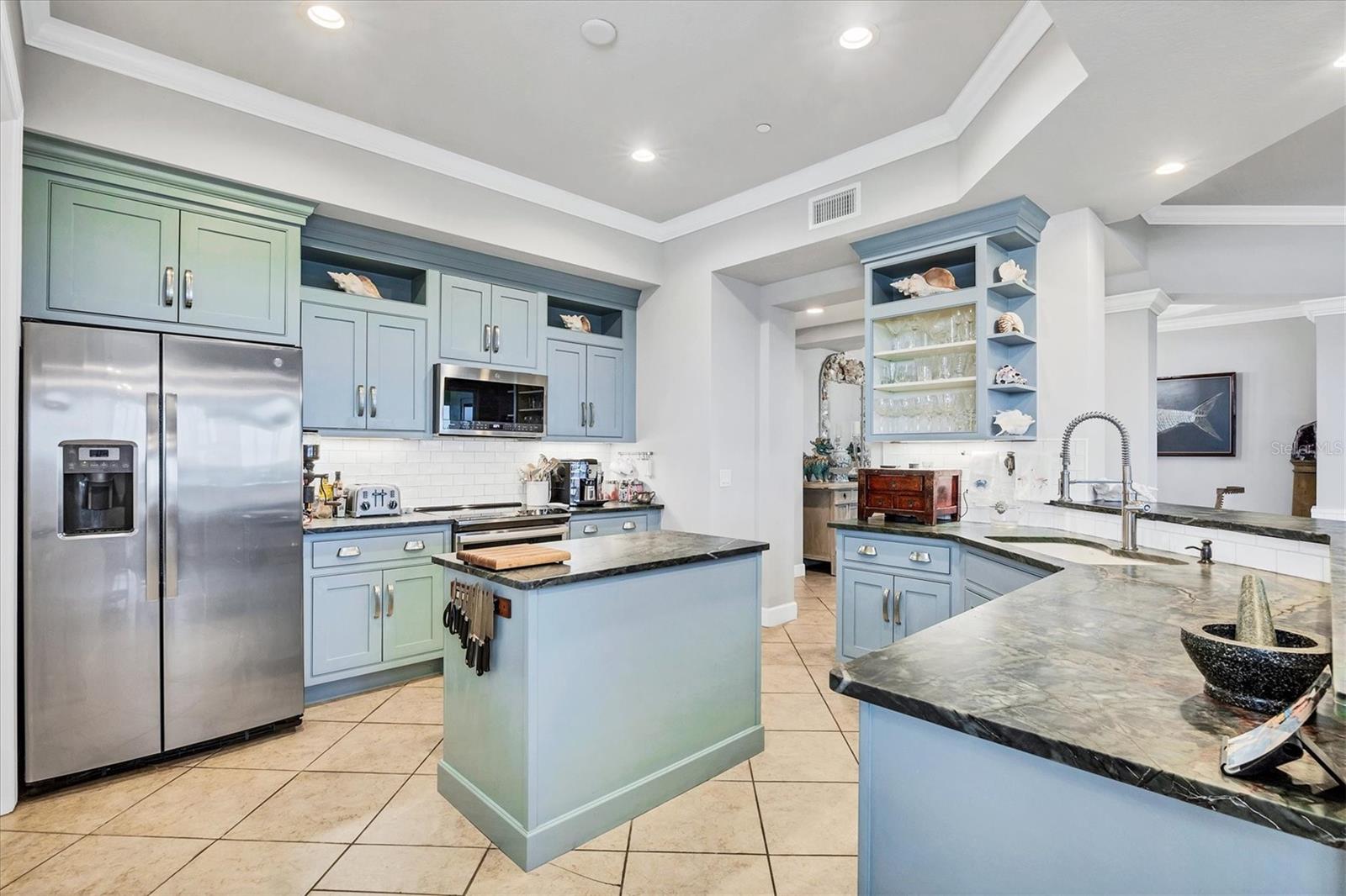 Image 16 of 49 For 8571 Amberjack Circle 402