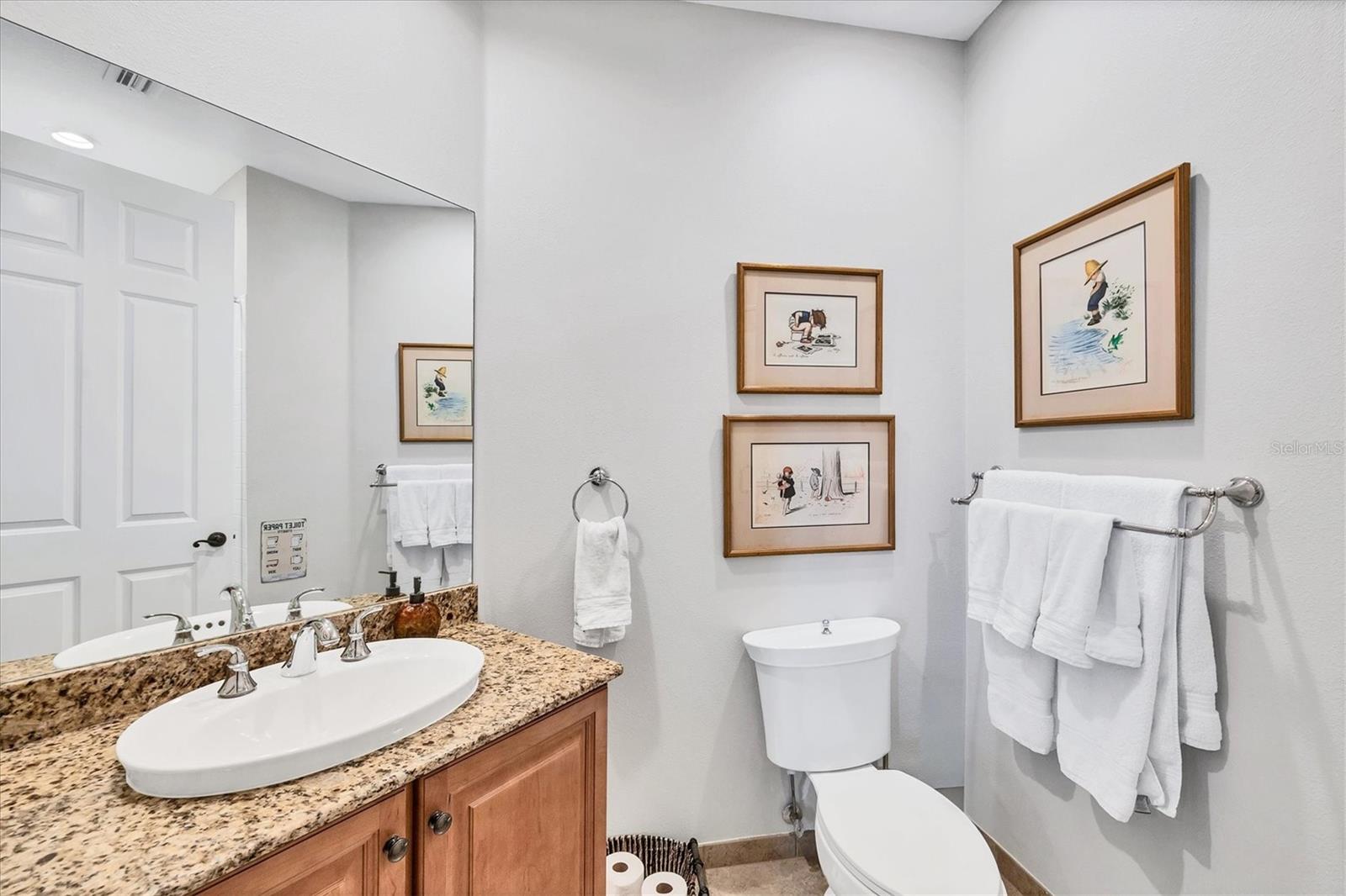 Image 32 of 49 For 8571 Amberjack Circle 402