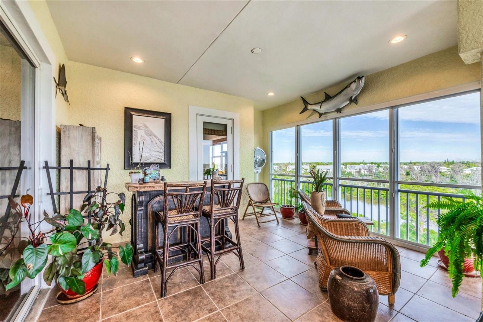 Image 38 of 49 For 8571 Amberjack Circle 402