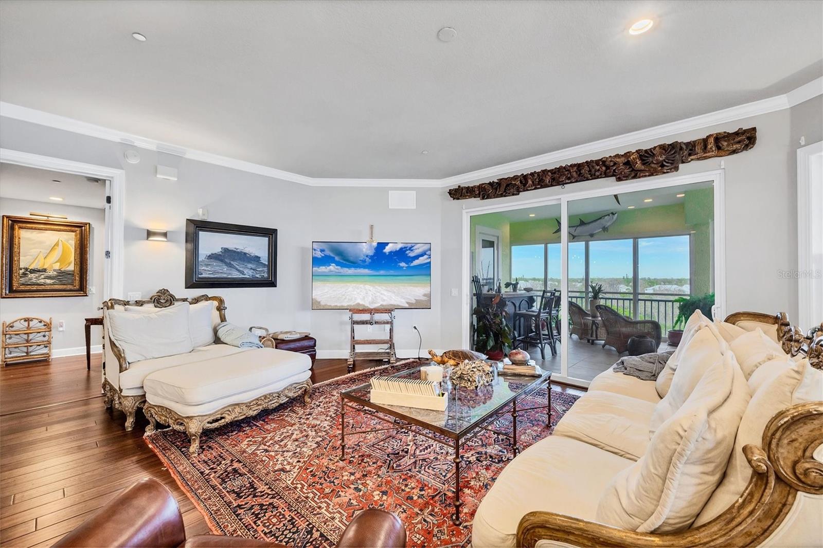 Image 9 of 49 For 8571 Amberjack Circle 402