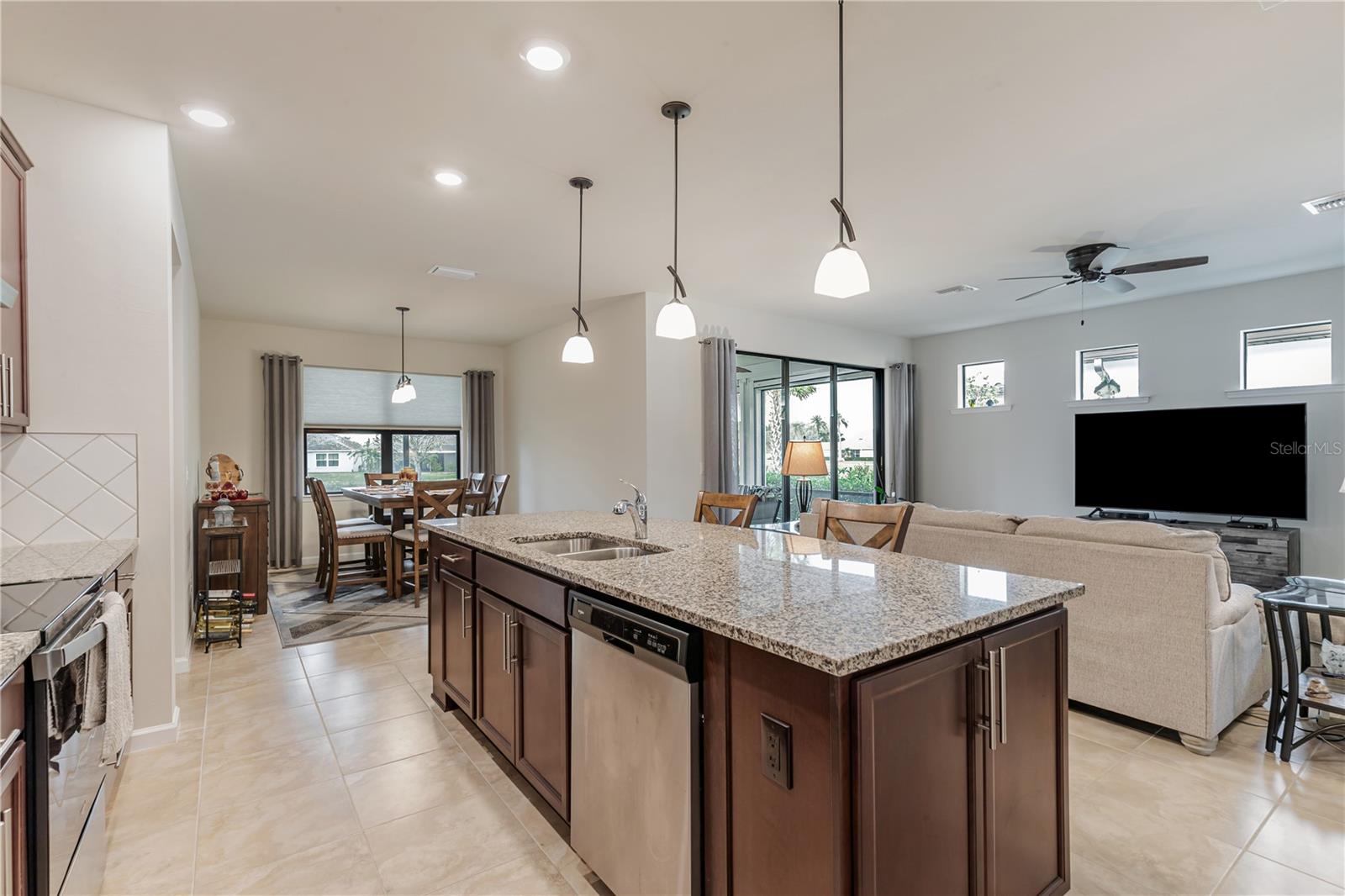 Image 14 of 43 For 1445 Hyssop Loop