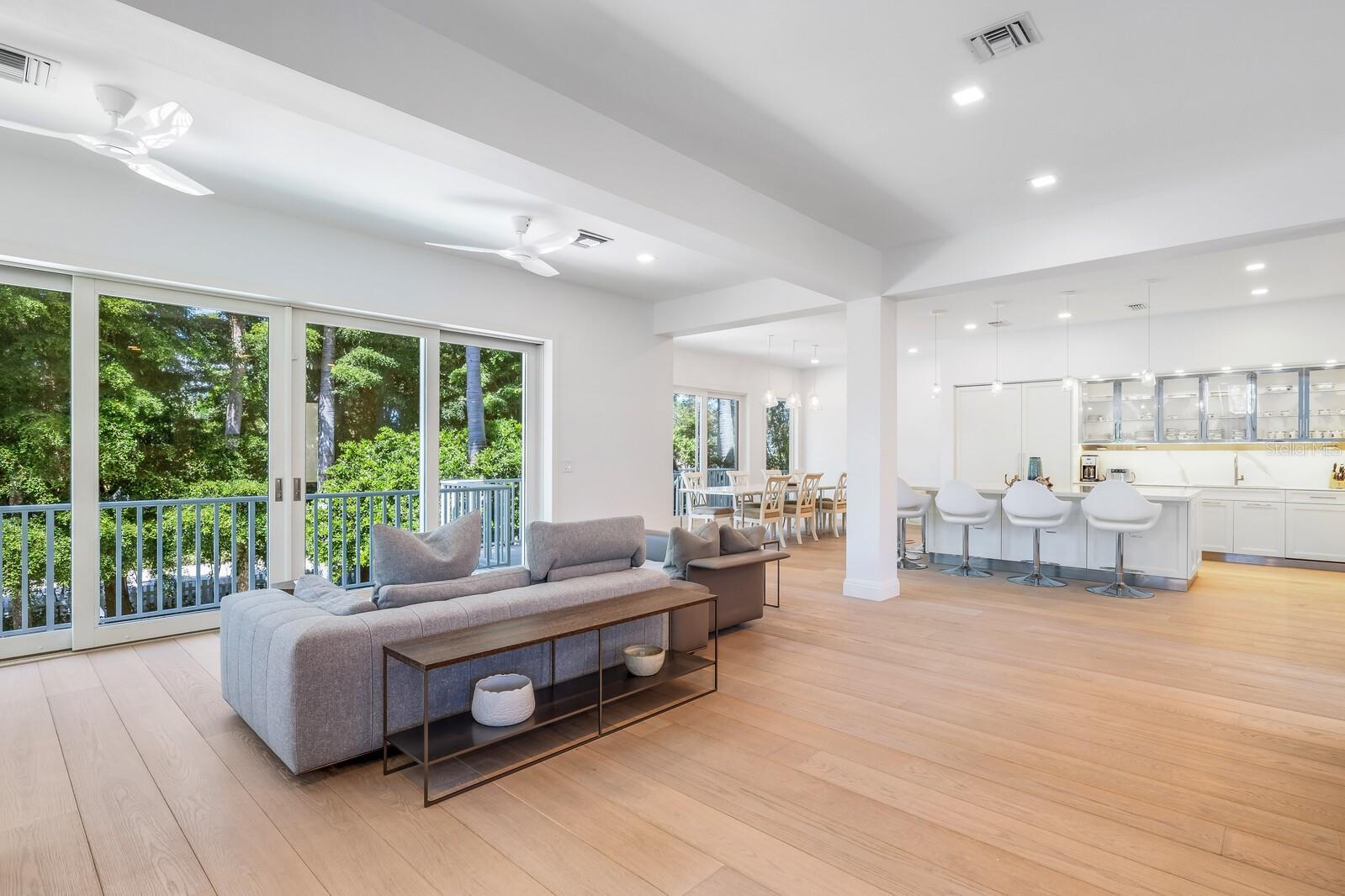 Image 8 of 52 For 2021 20th Street W