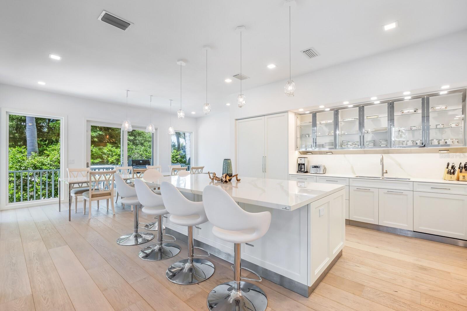 Image 9 of 52 For 2021 20th Street W